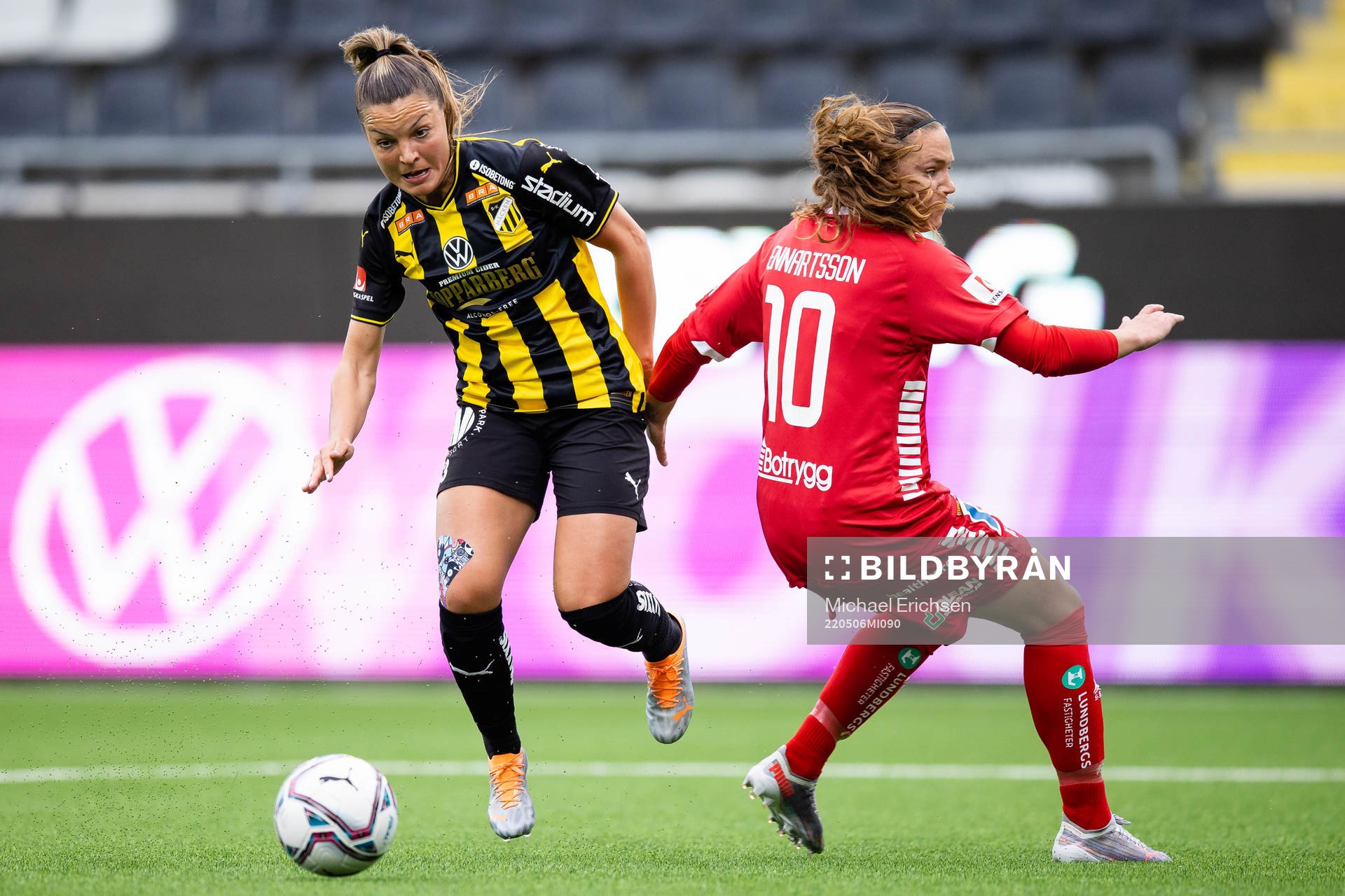 Häckens Johanna Ryttning Kaneryd och Linköpings Emma