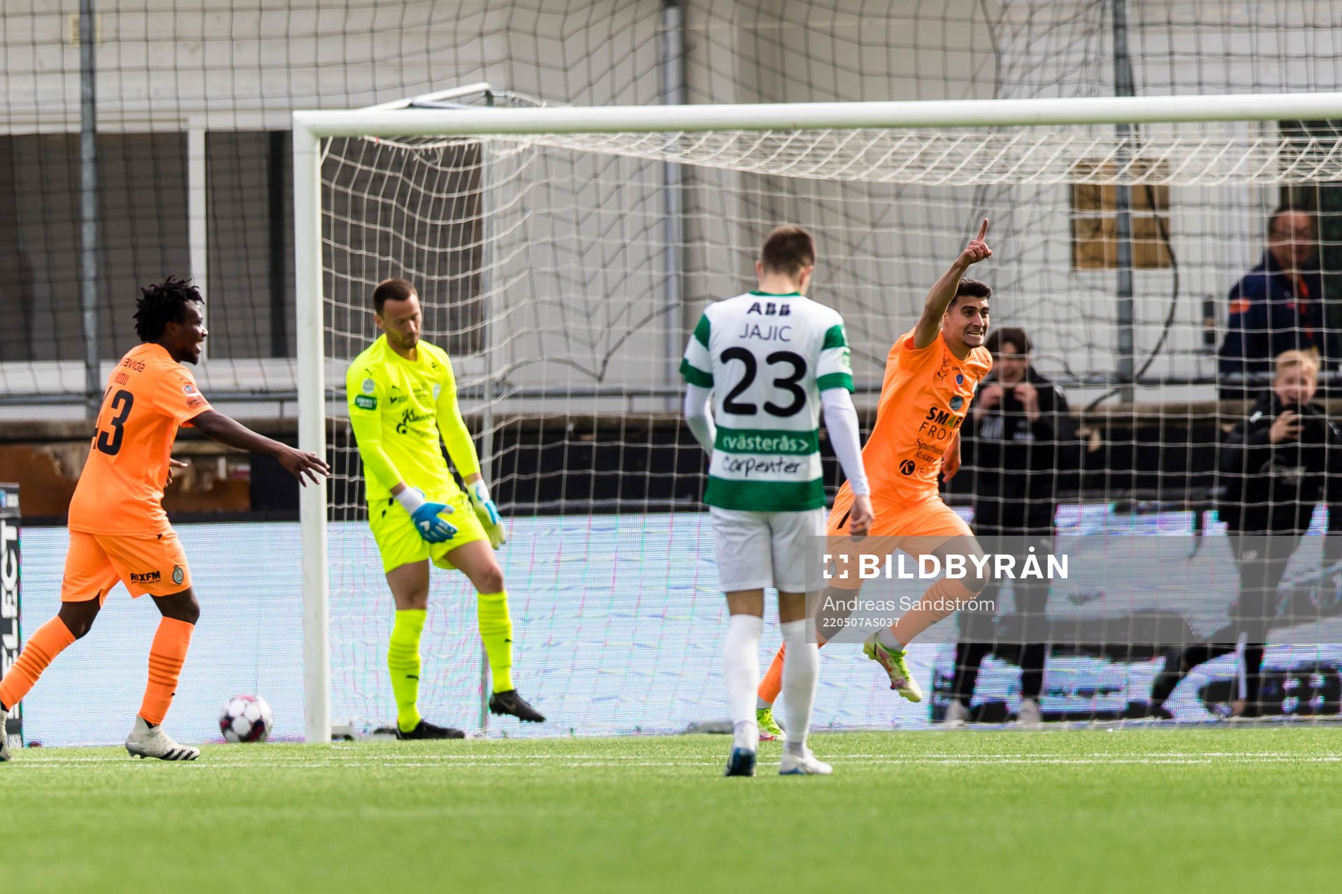 AFC Eskilstunas Amar Muhsin jublar