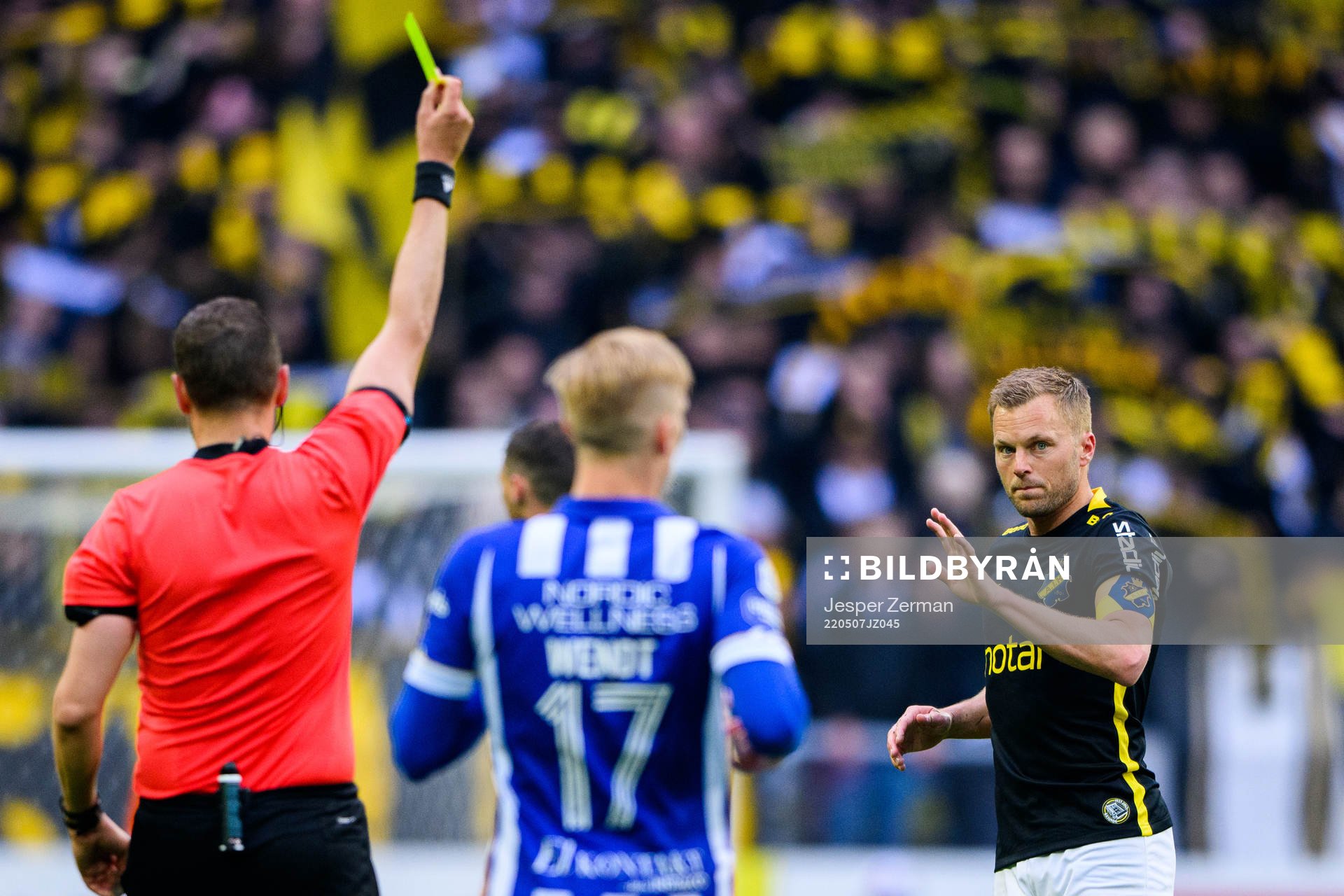 s Sebastian Larsson