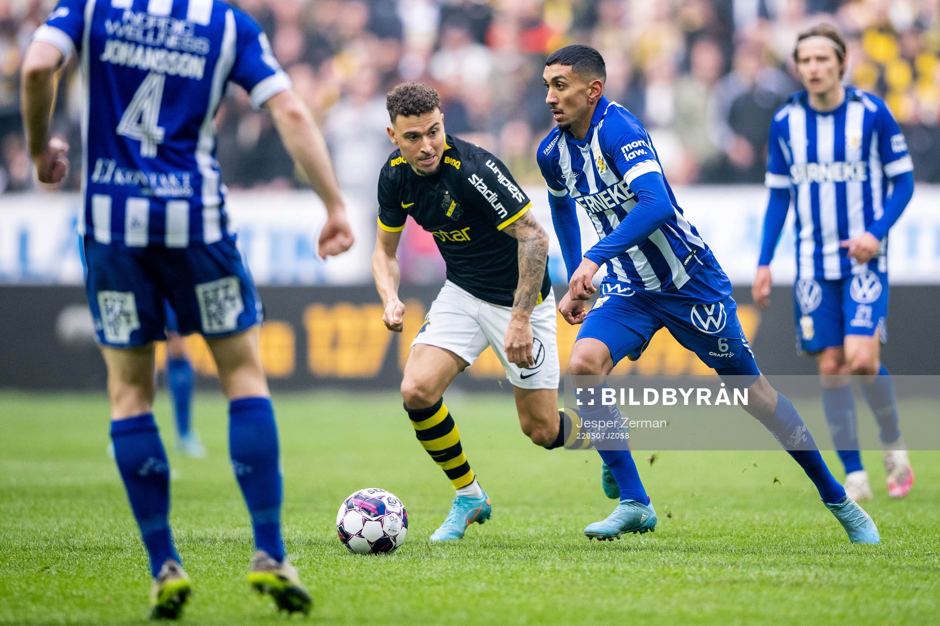 s Jordan Larsson och IFK Göteborgs Amir Al-Ammari