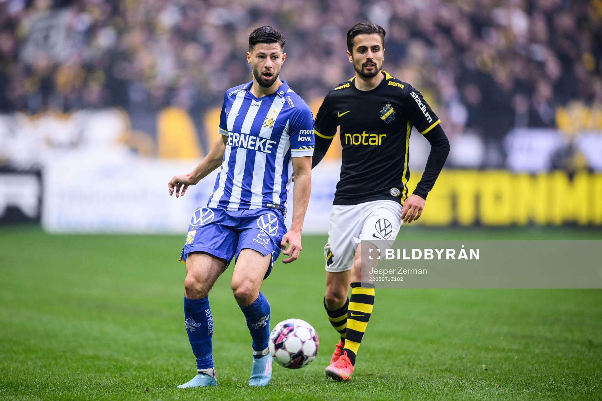 s Zachary Elbouzedi