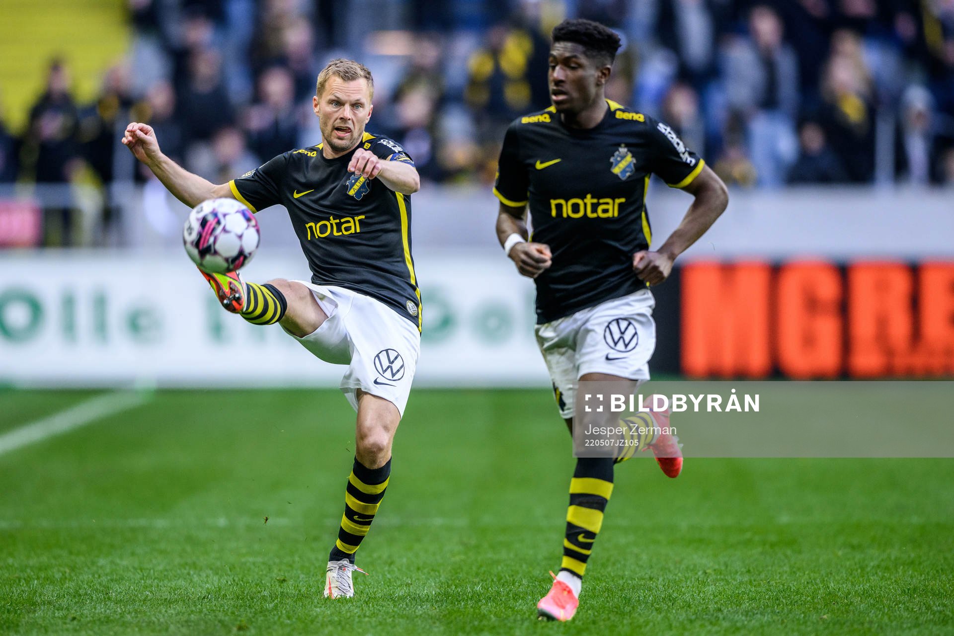 s Sebastian Larsson och Josafat Mendes