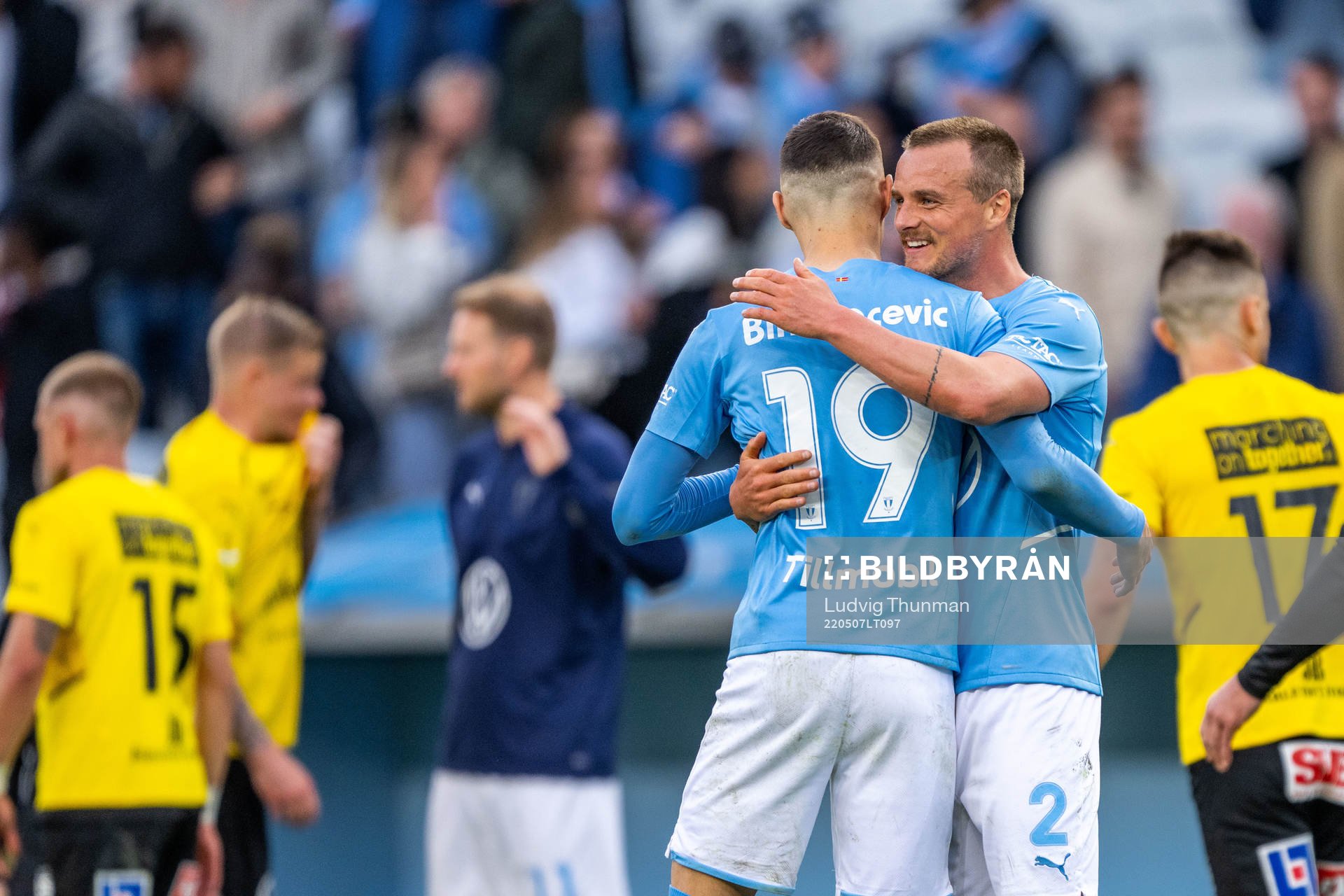 Malmö FFs Veljko Birmancevic och Eric Larsson jublar