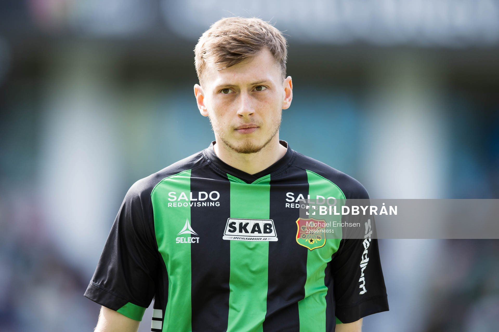 GAIS Ben Morris på line up innan fotbollsmatchen i Ettan
