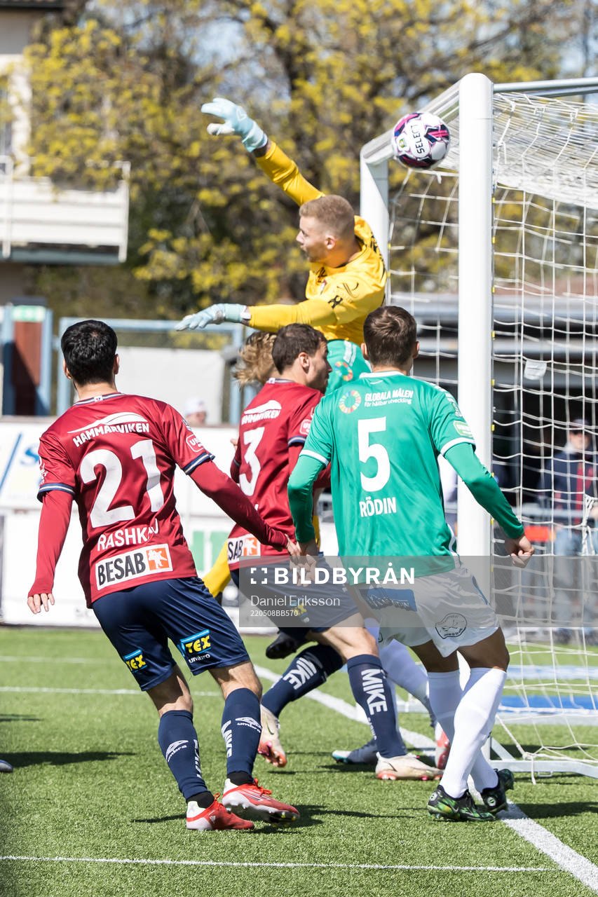 2-0 mål bakom Örgrytes Robin Wallinder