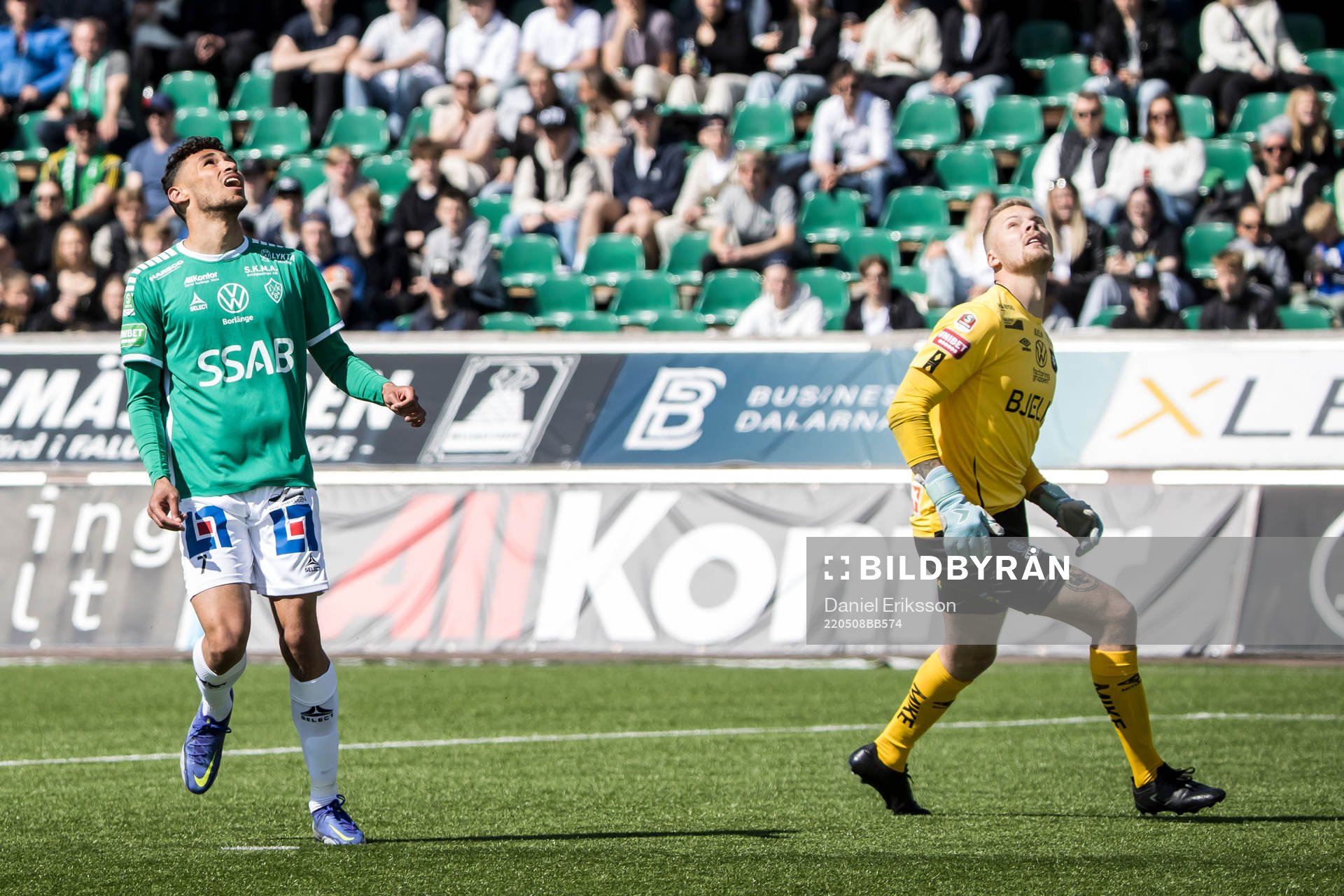 Brages Joakin Persson och Örgrytes Robin Wallinder