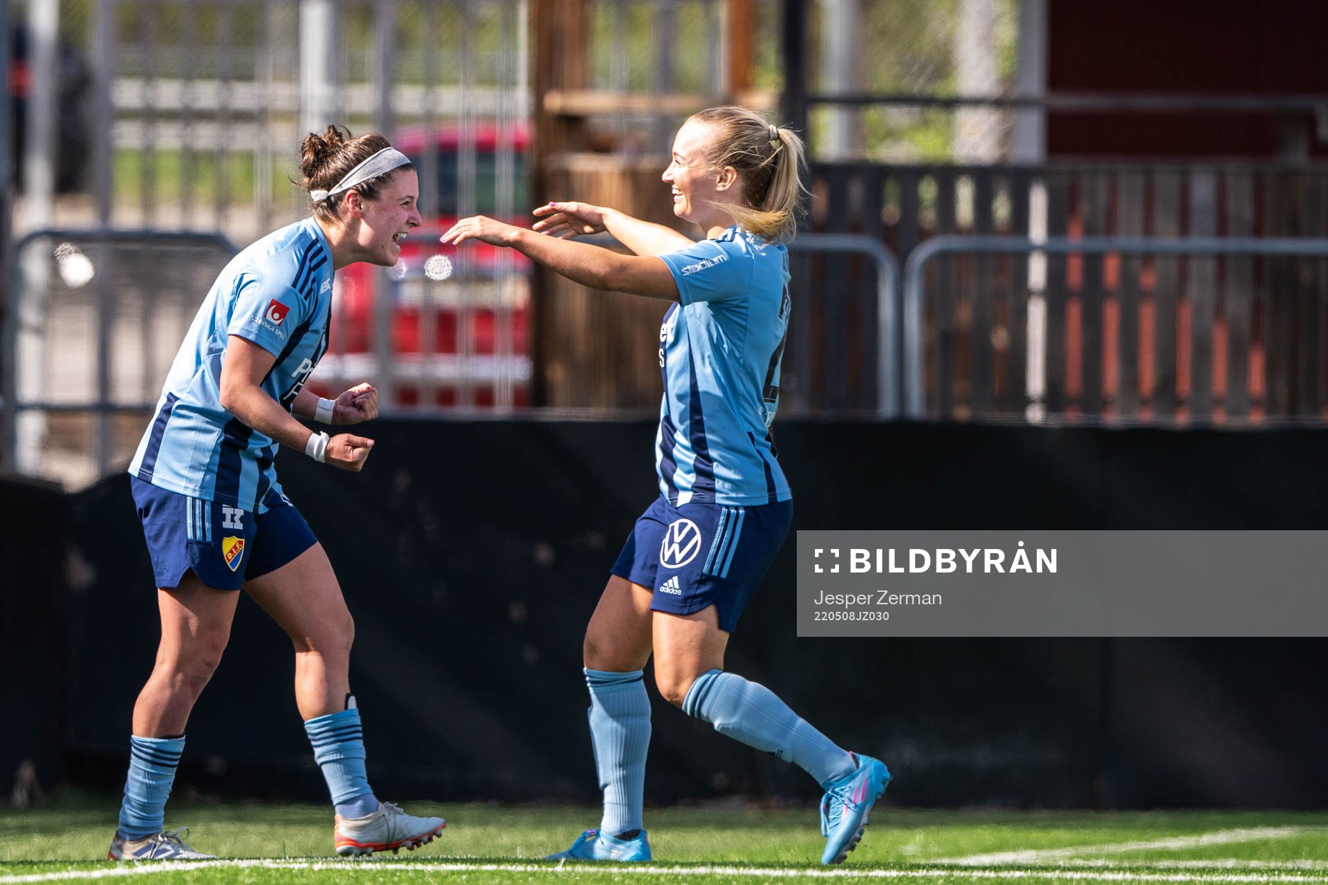 Djurgårdens Hayley Dowd jublar