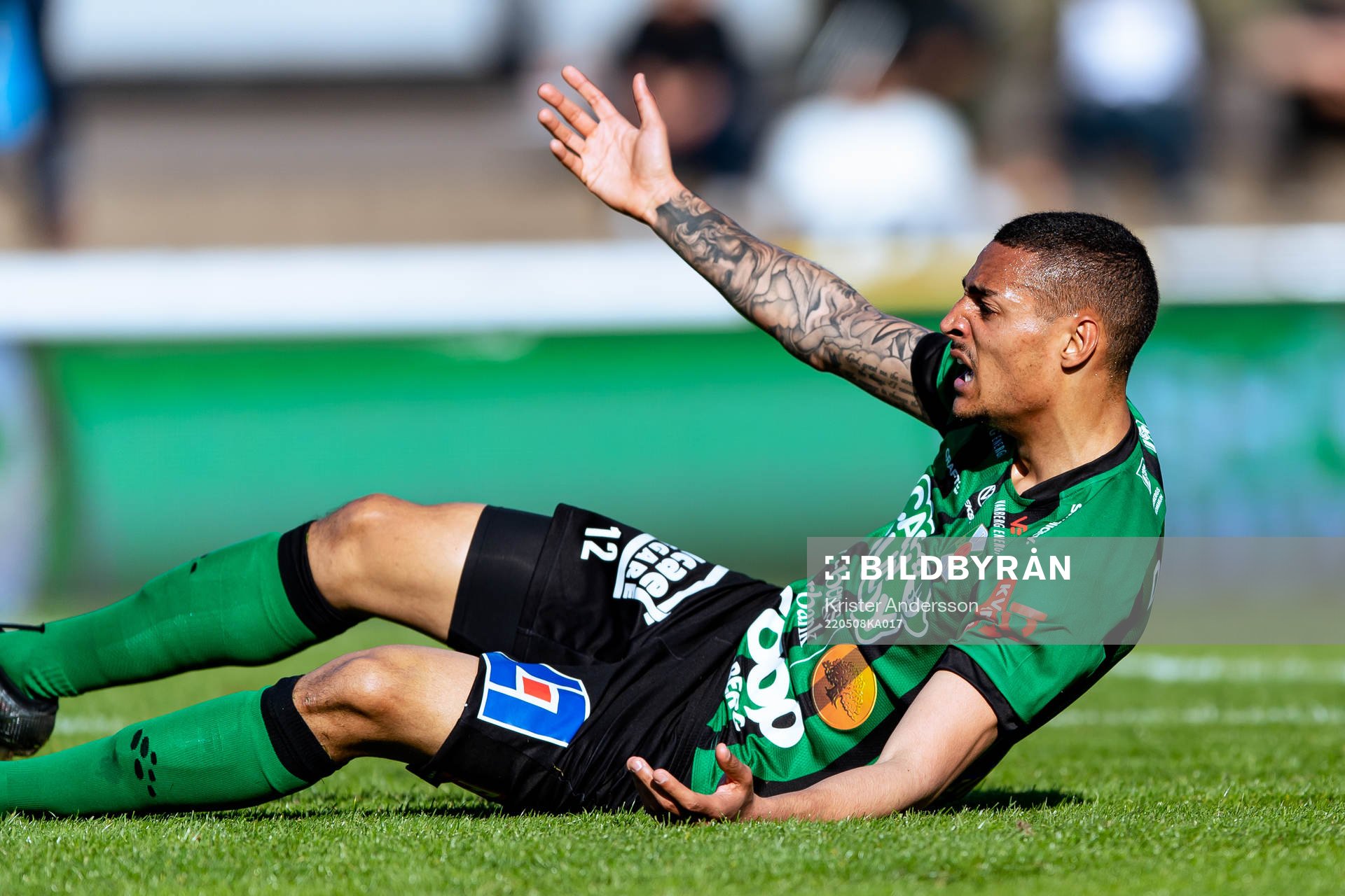 Varbergs Simon Karlsson Adjei reagerar