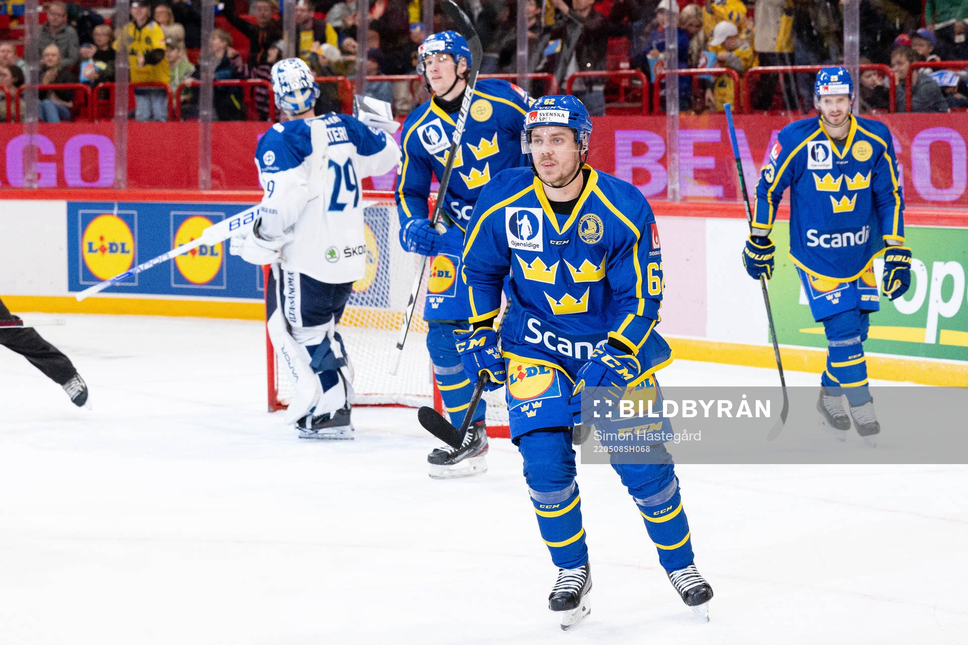 Joel Kellman of Sweden celebrates the 3-2 goal