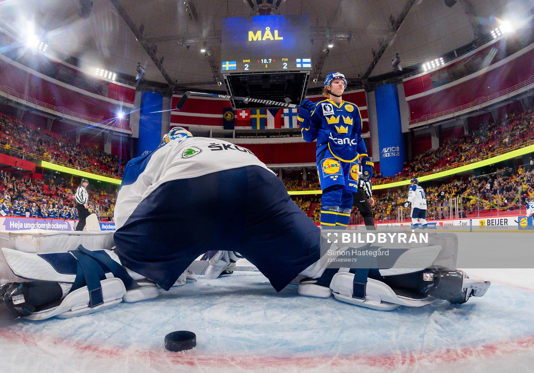 Rasmus Dahlin of Sweden celebrates the 3-2 goal by Joel