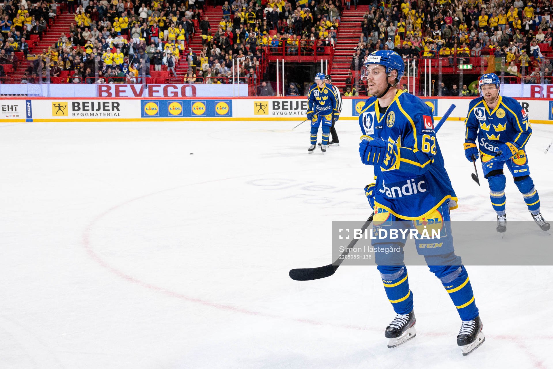Joel Kellman of Sweden celebrates the 3-2 goal the Beijer