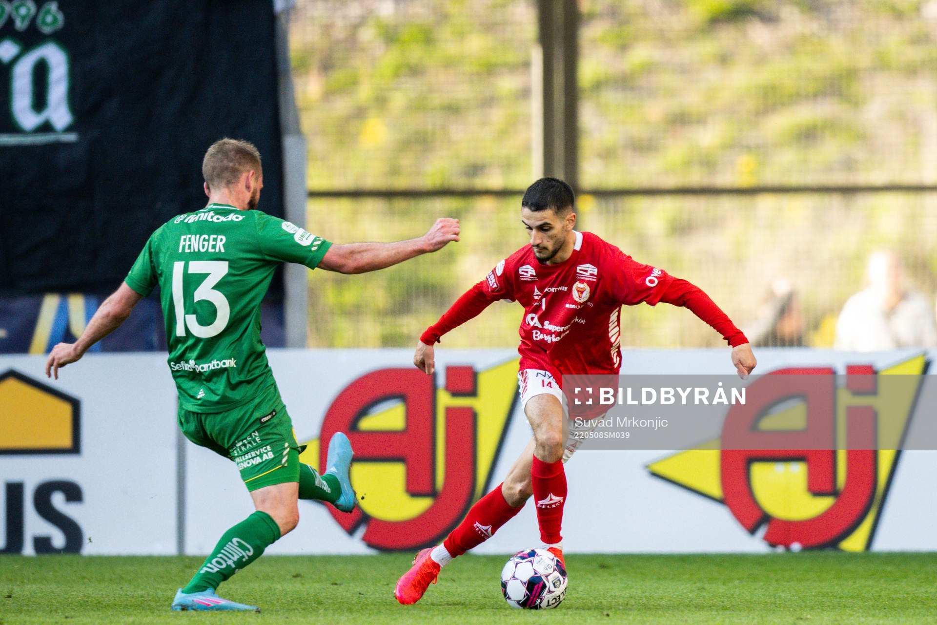 Hammarbys Mads Fenger Nielsen och Kalmars Noah Shamoun