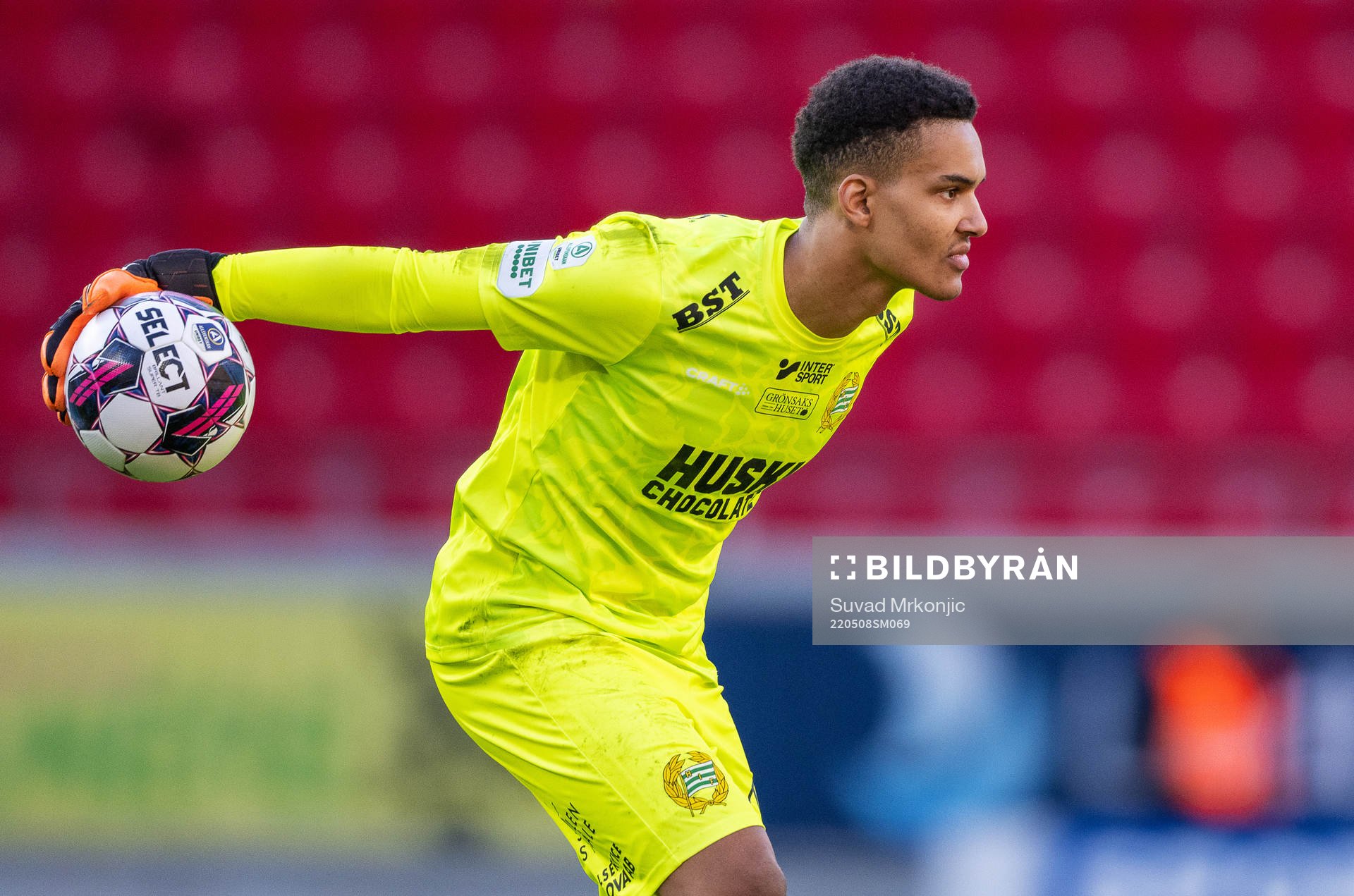 Hammarbys målvakt Oliver Dovin
