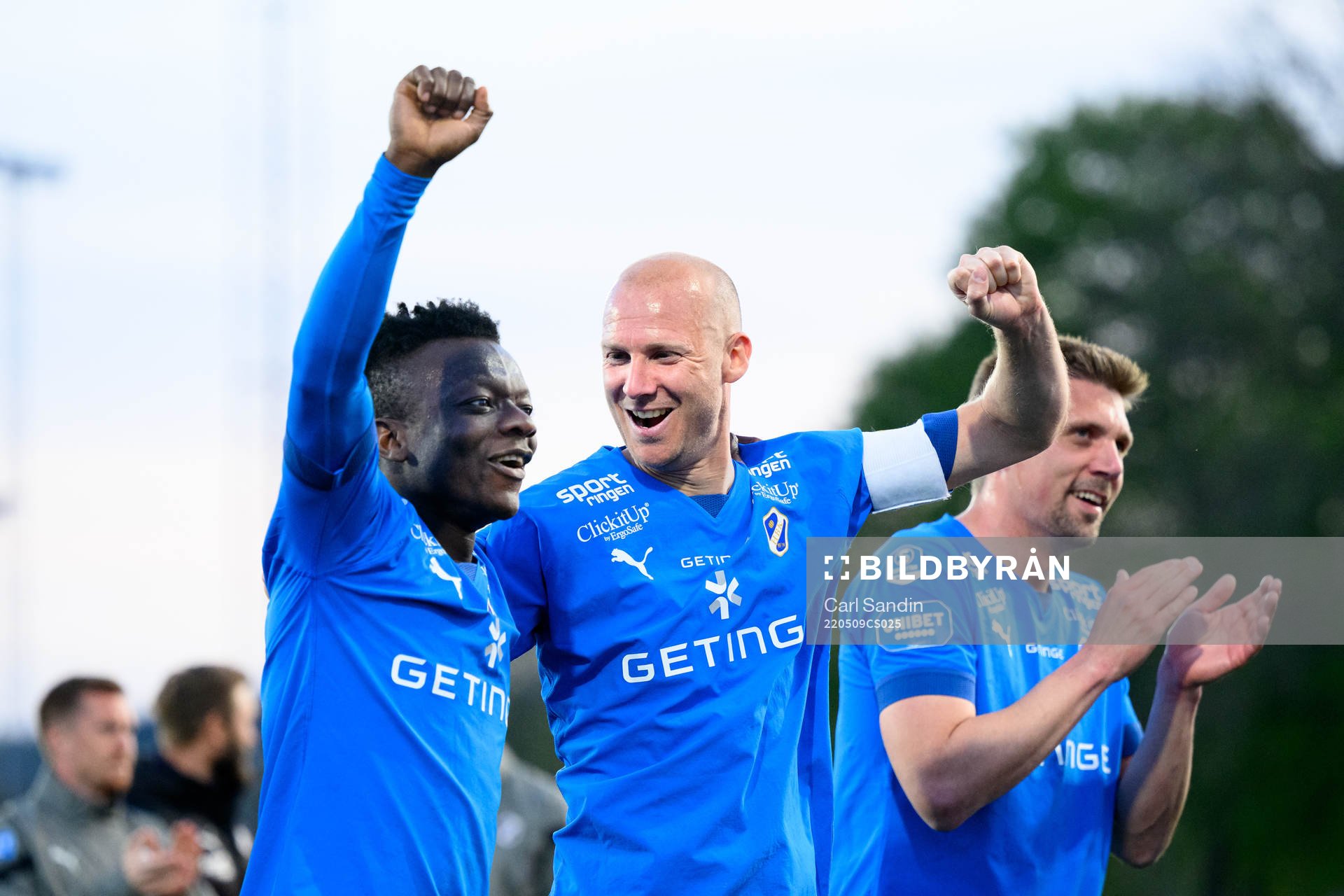 Halmstads Thomas Boakye och Andreas Johansson jublar