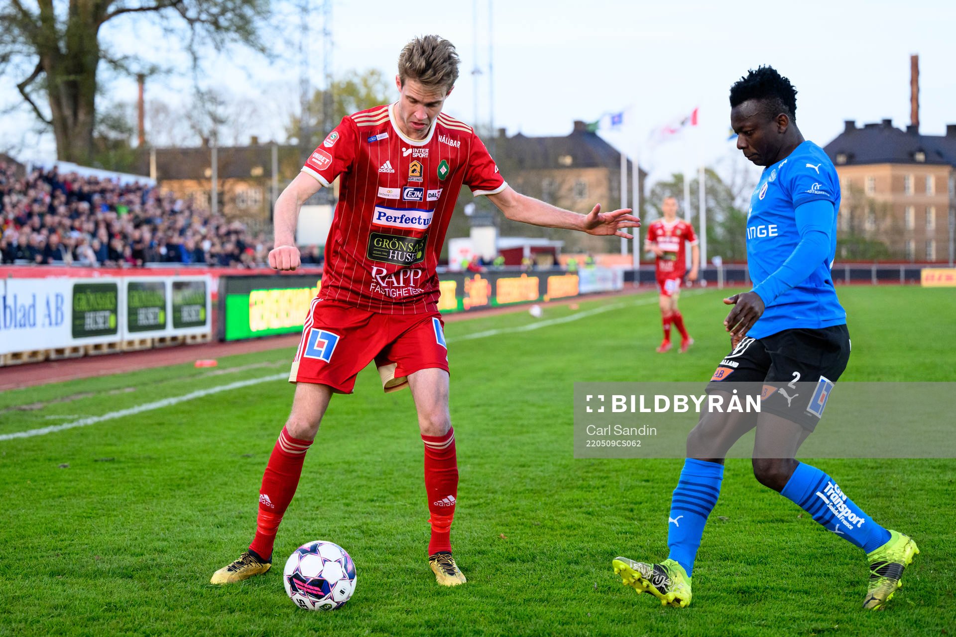 Skövdes Mikael Mörk och Halmstads Thomas Boakye