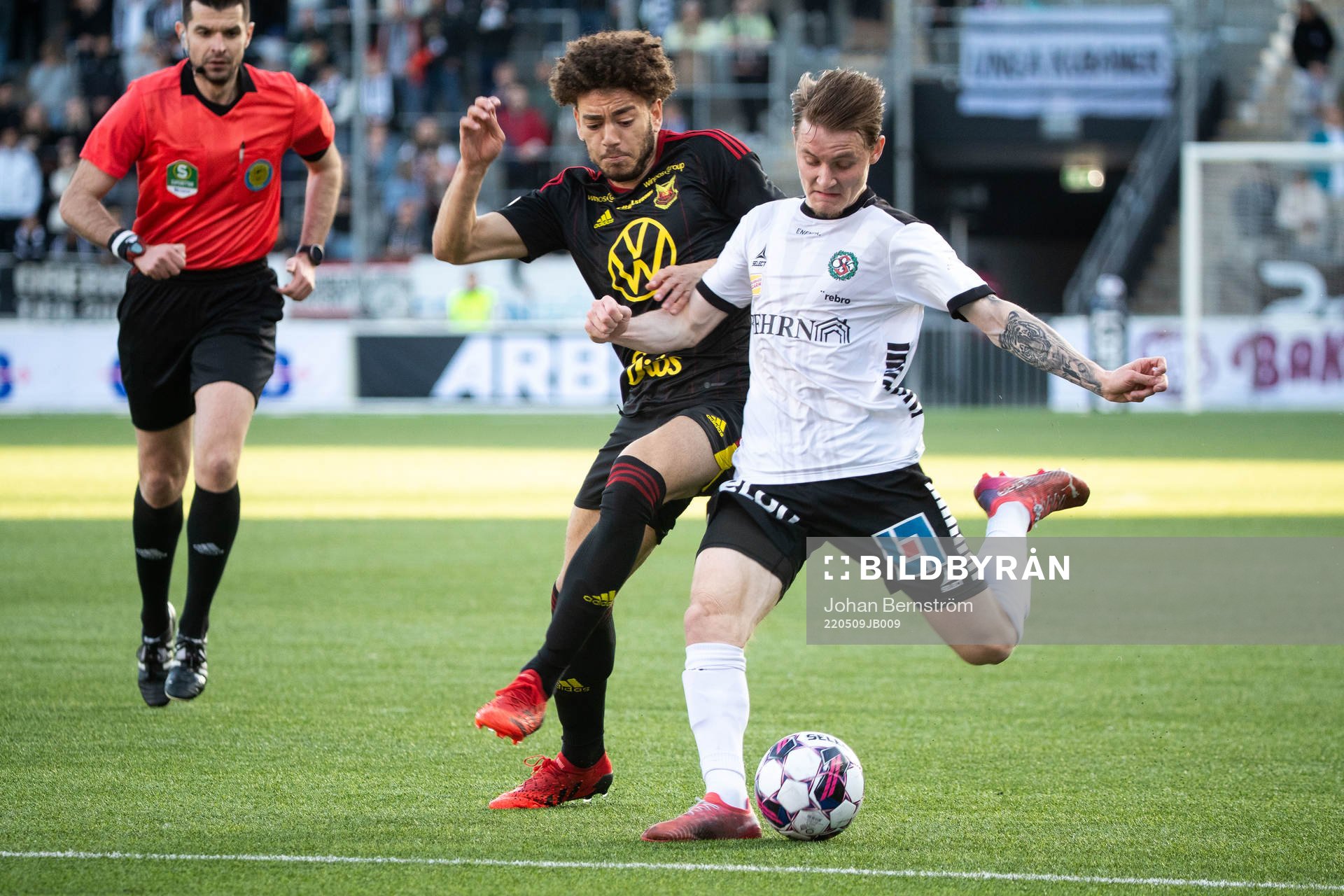 Östersunds Ziad Ghanoum och Örebros Noel Milleskog
