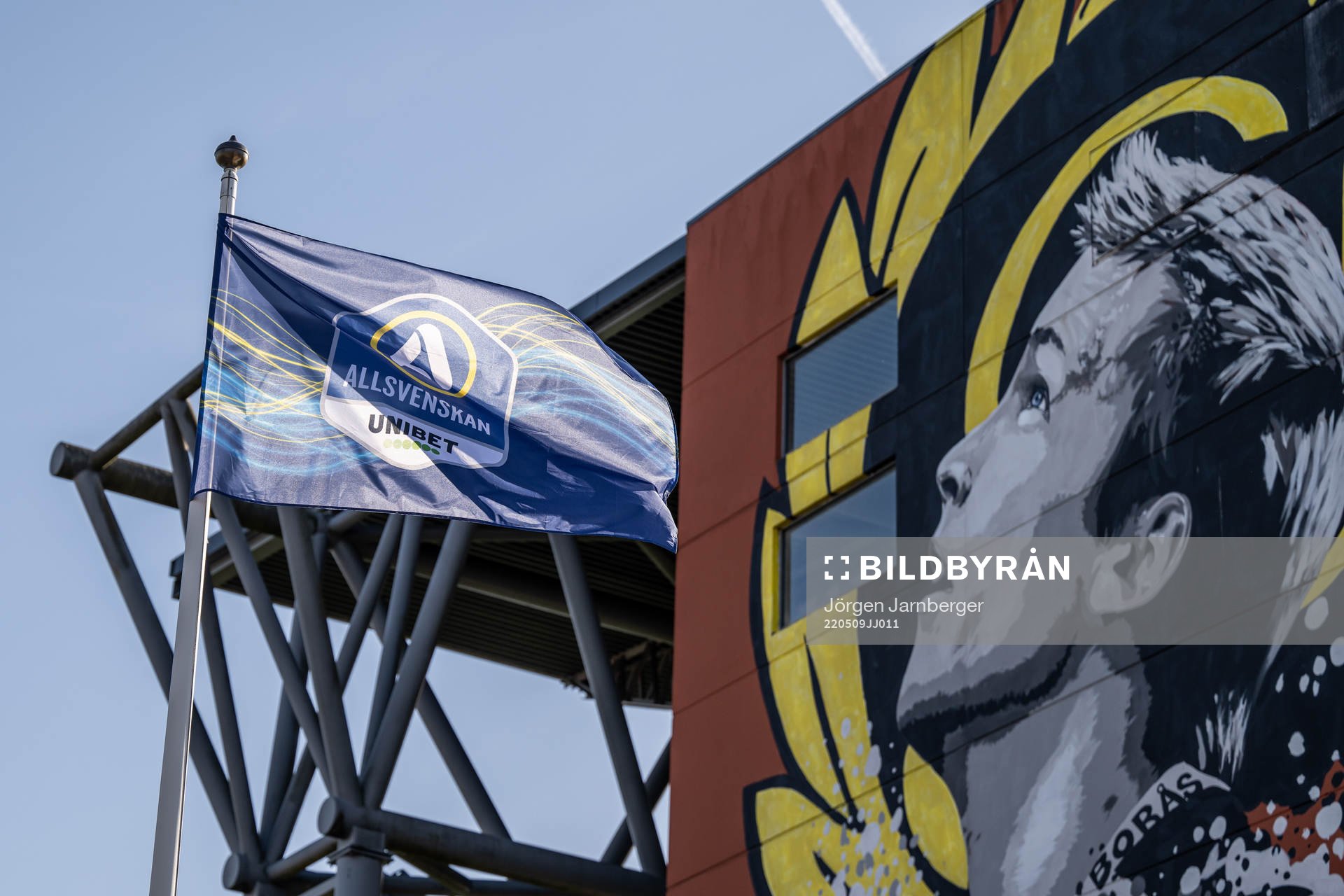 Allsvenskans flagga med Unibet