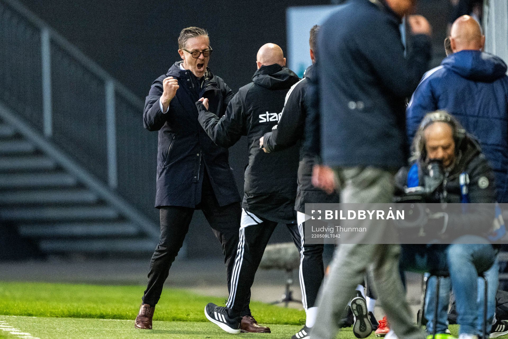 IFK Norrköpings tränare Rikard Norling jublar