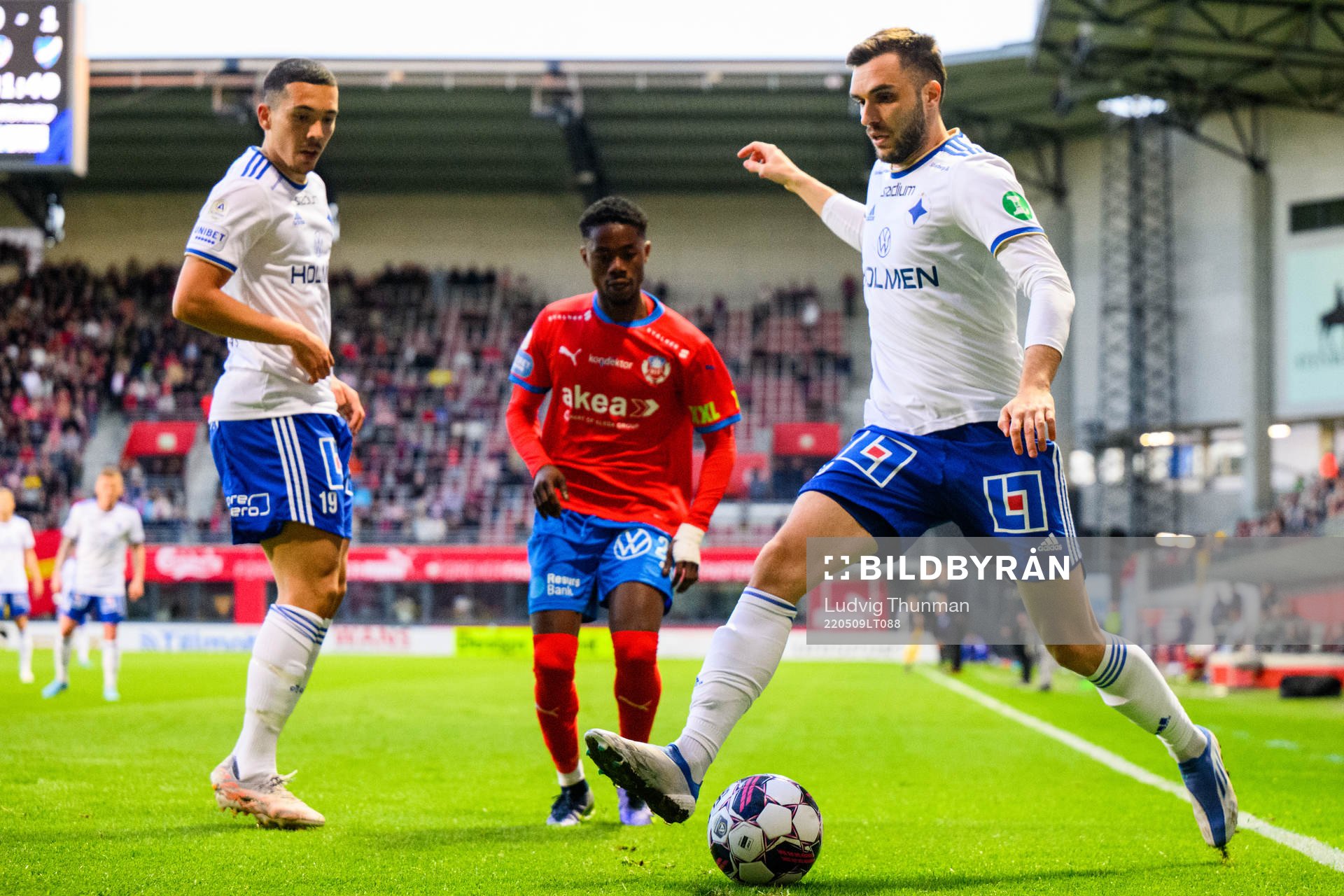 Helsingborgs Benjamin Acquah och IFK Norrköpings Egzon
