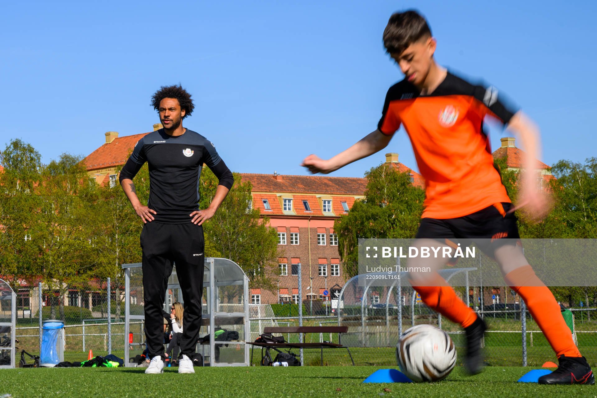 Grundaren David Thulin under en fotografering med Helsingborg City FC den 9 maj 2022 i Helsingborg. 