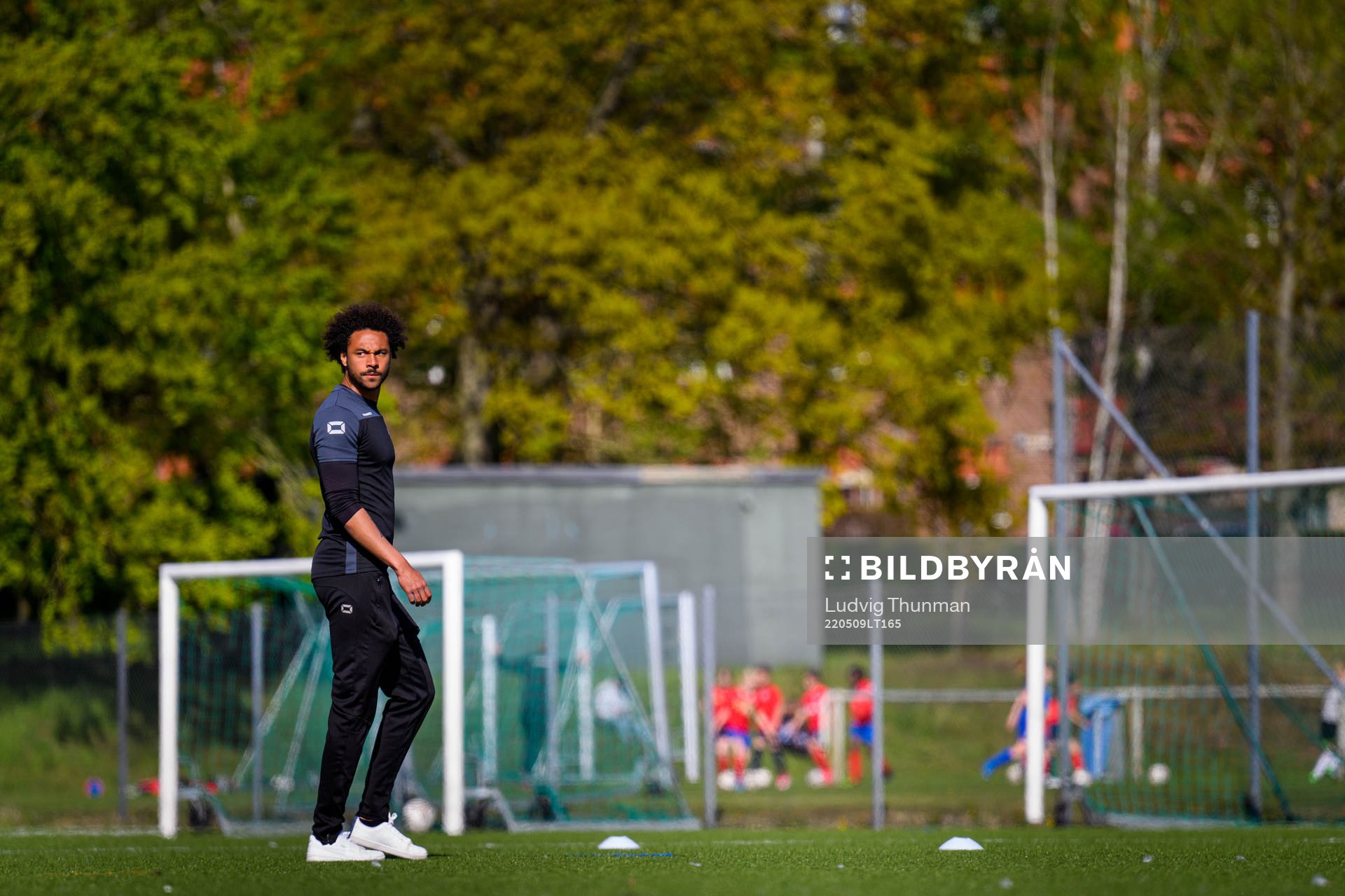 Grundaren David Thulin under en fotografering med Helsingborg City FC den 9 maj 2022 i Helsingborg. 