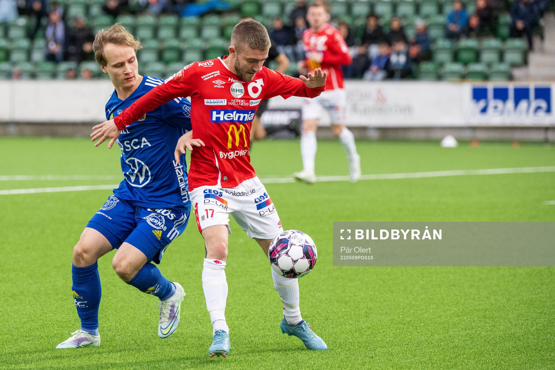 Degerfors Anton Kralj och Sundsvalls Saku Ylätupa
