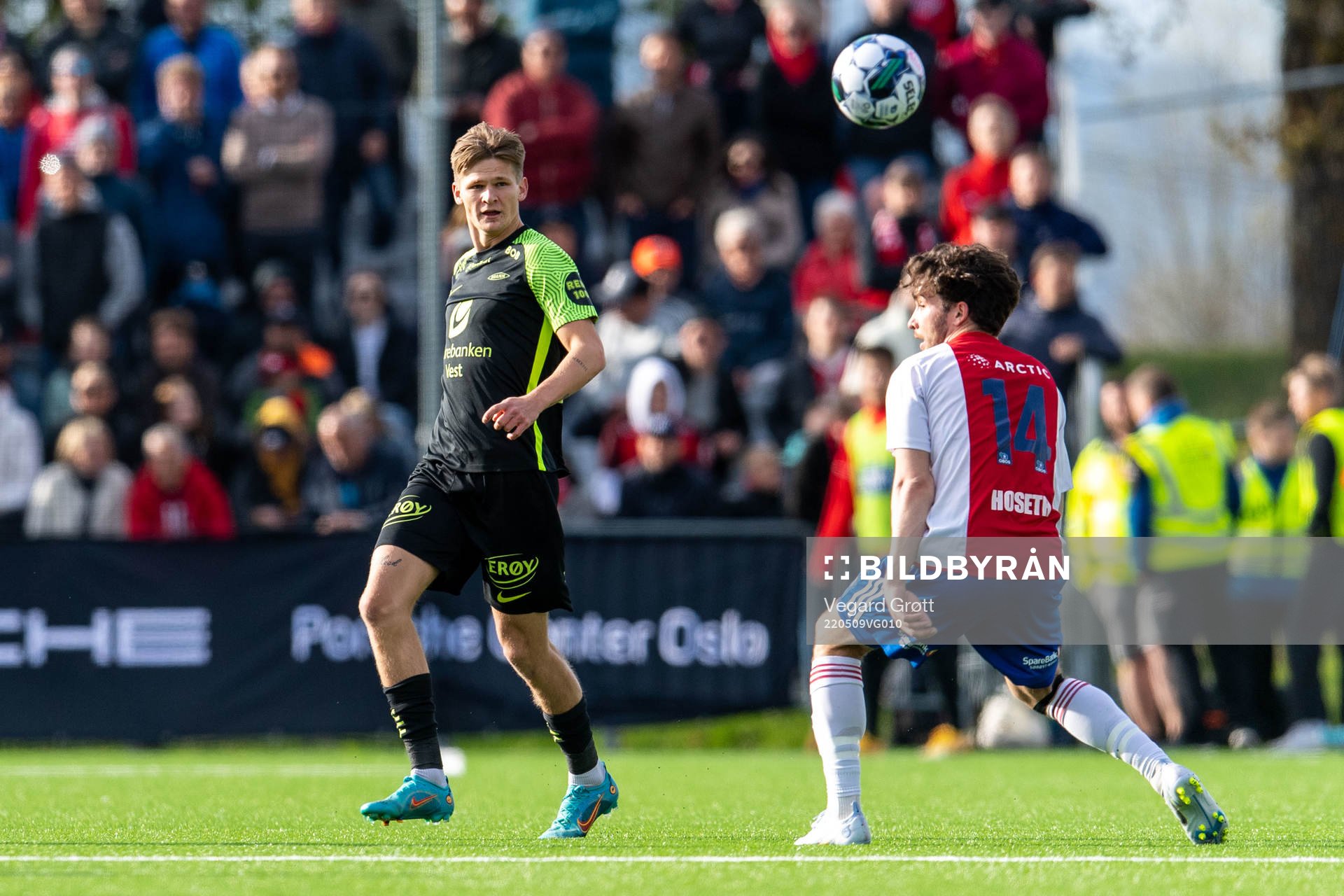 David Møller Wolfe of Brann and Håkon Helland Hoseth of