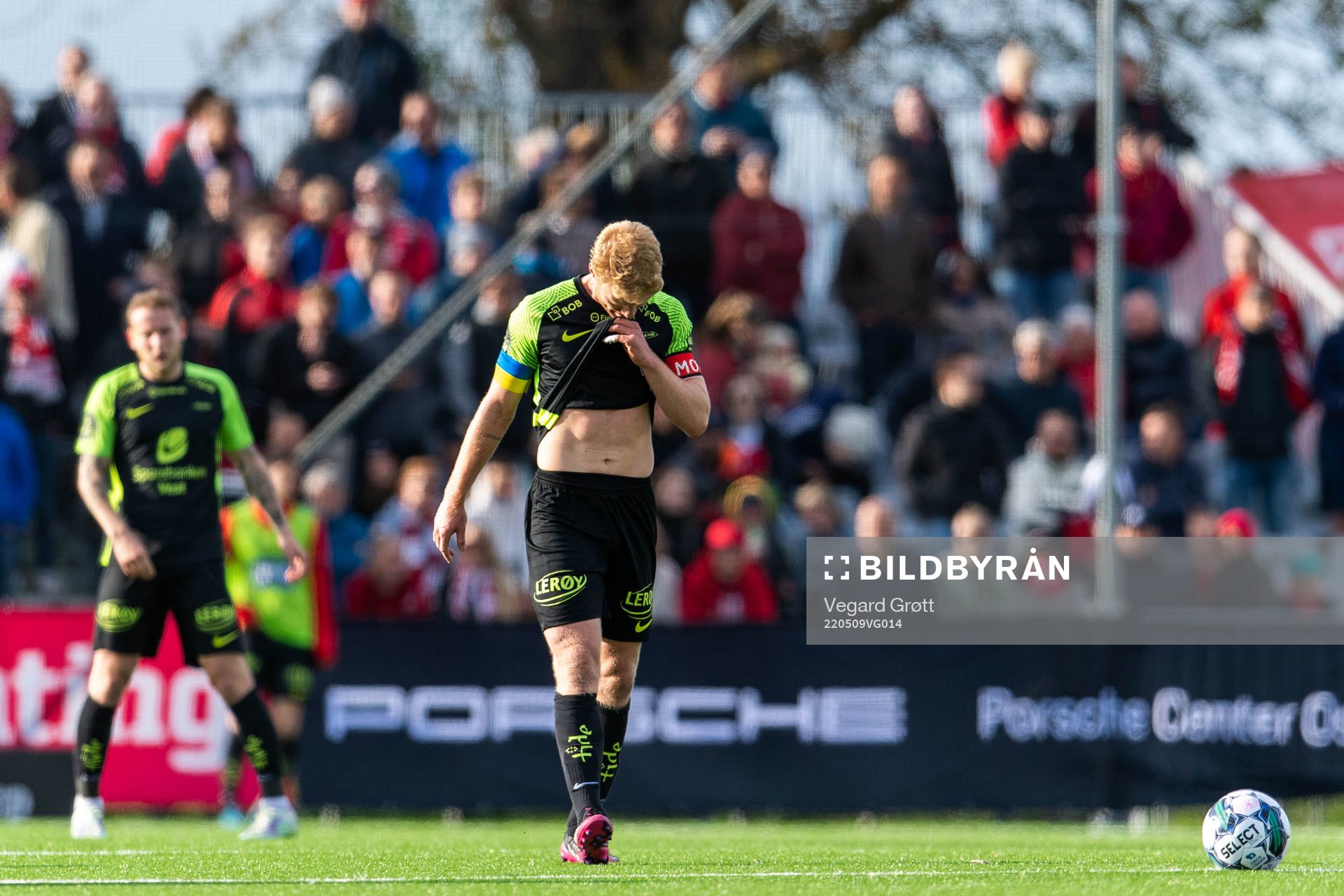 Sivert Heltne Nilsen of Brann looks dejected