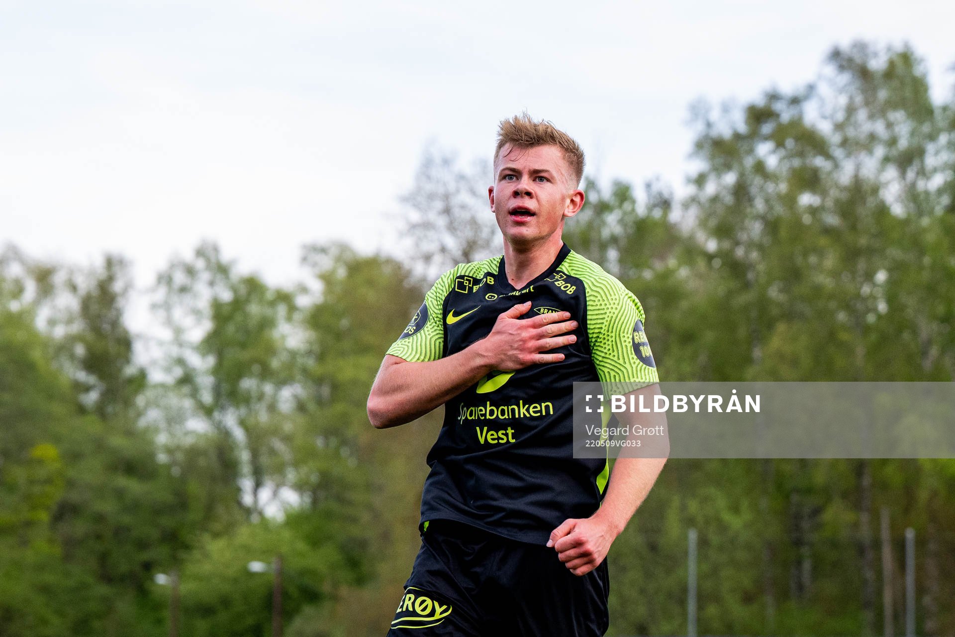 Aune Selland Heggebø of Brann celebrates