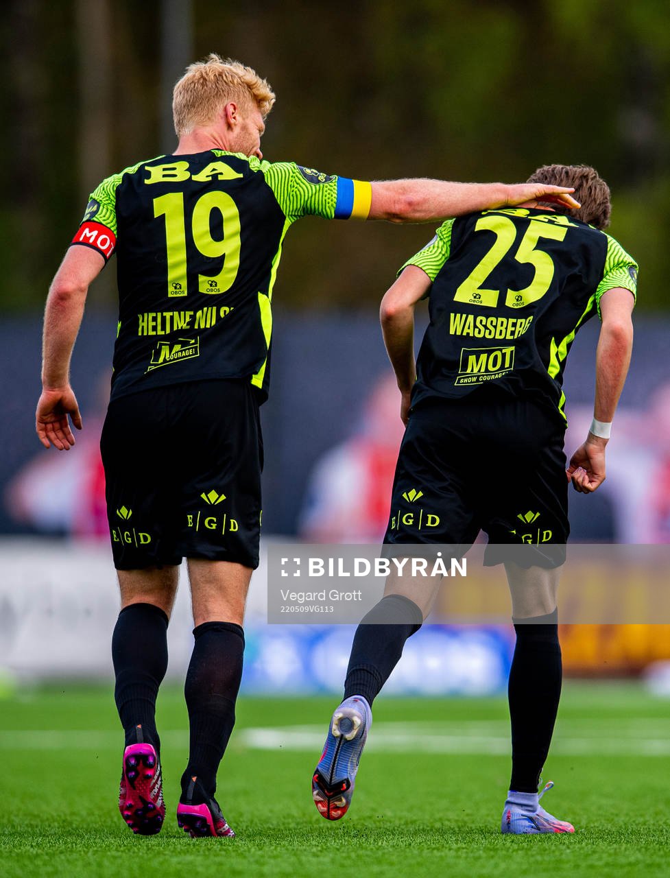 Niklas Jensen Wassberg of Brann celebrates with Sivert