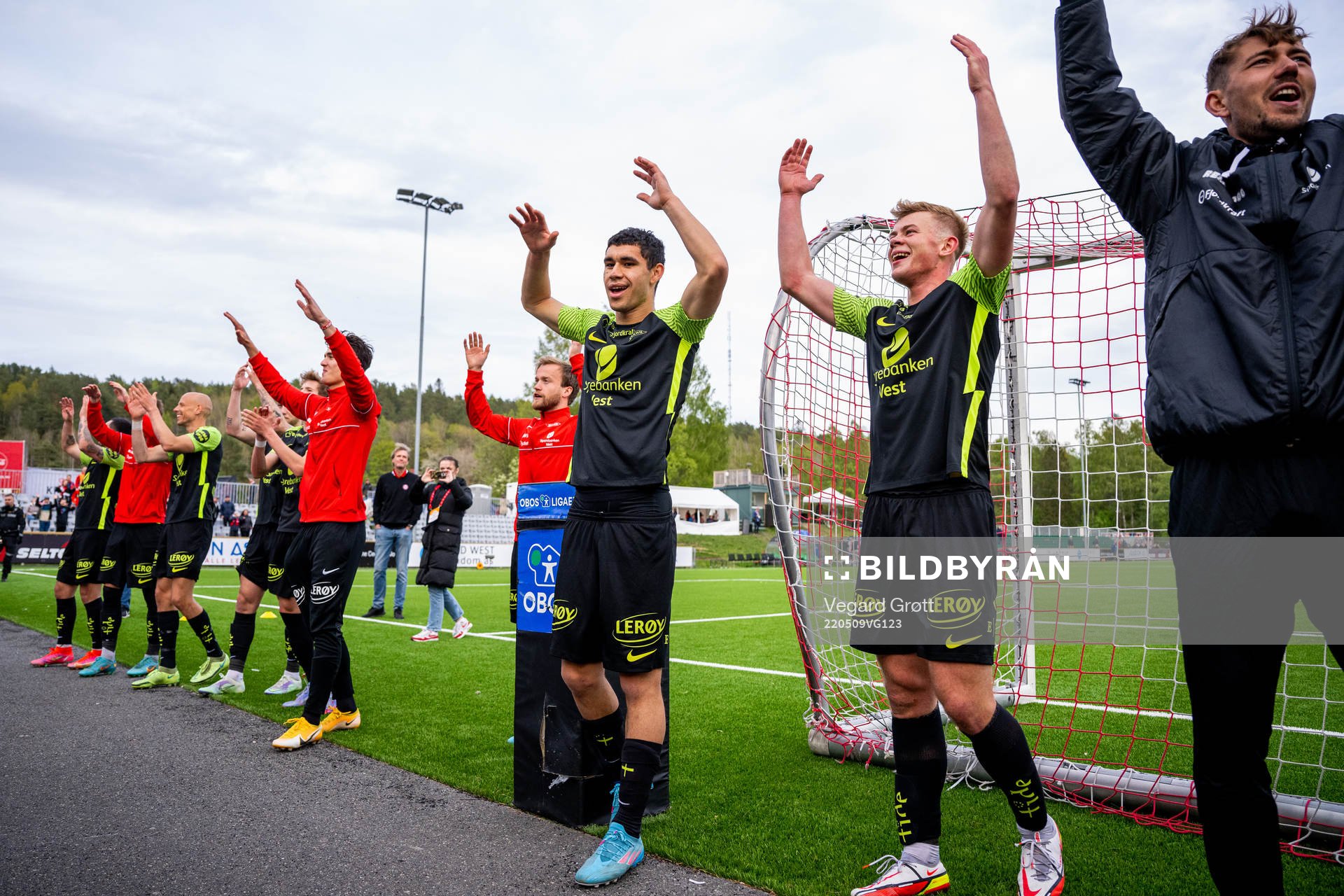 Isak Tomar Hjorteseth, Aune Selland Heggebø and players of