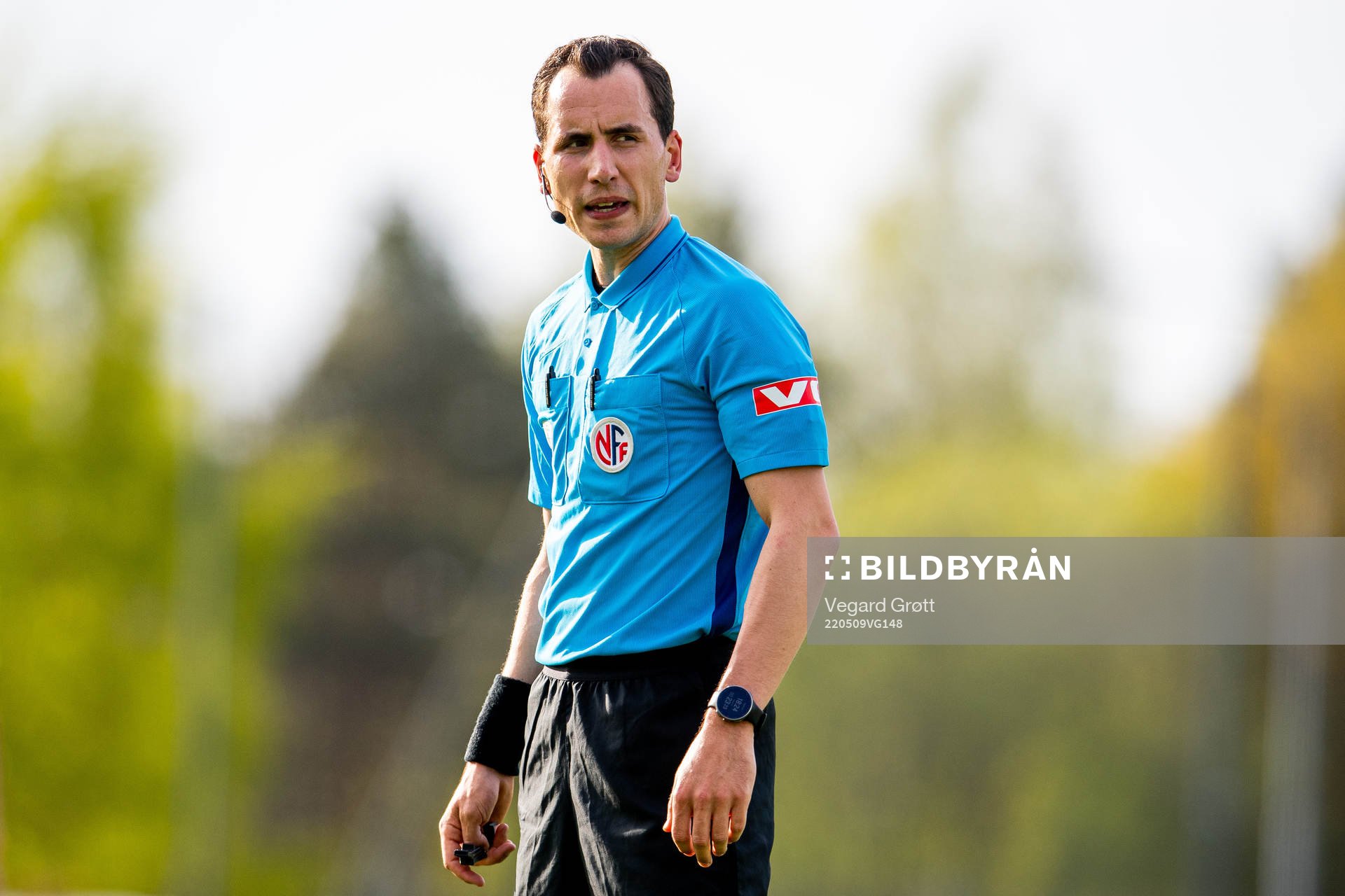Mischa Huru Kellerhals, referee