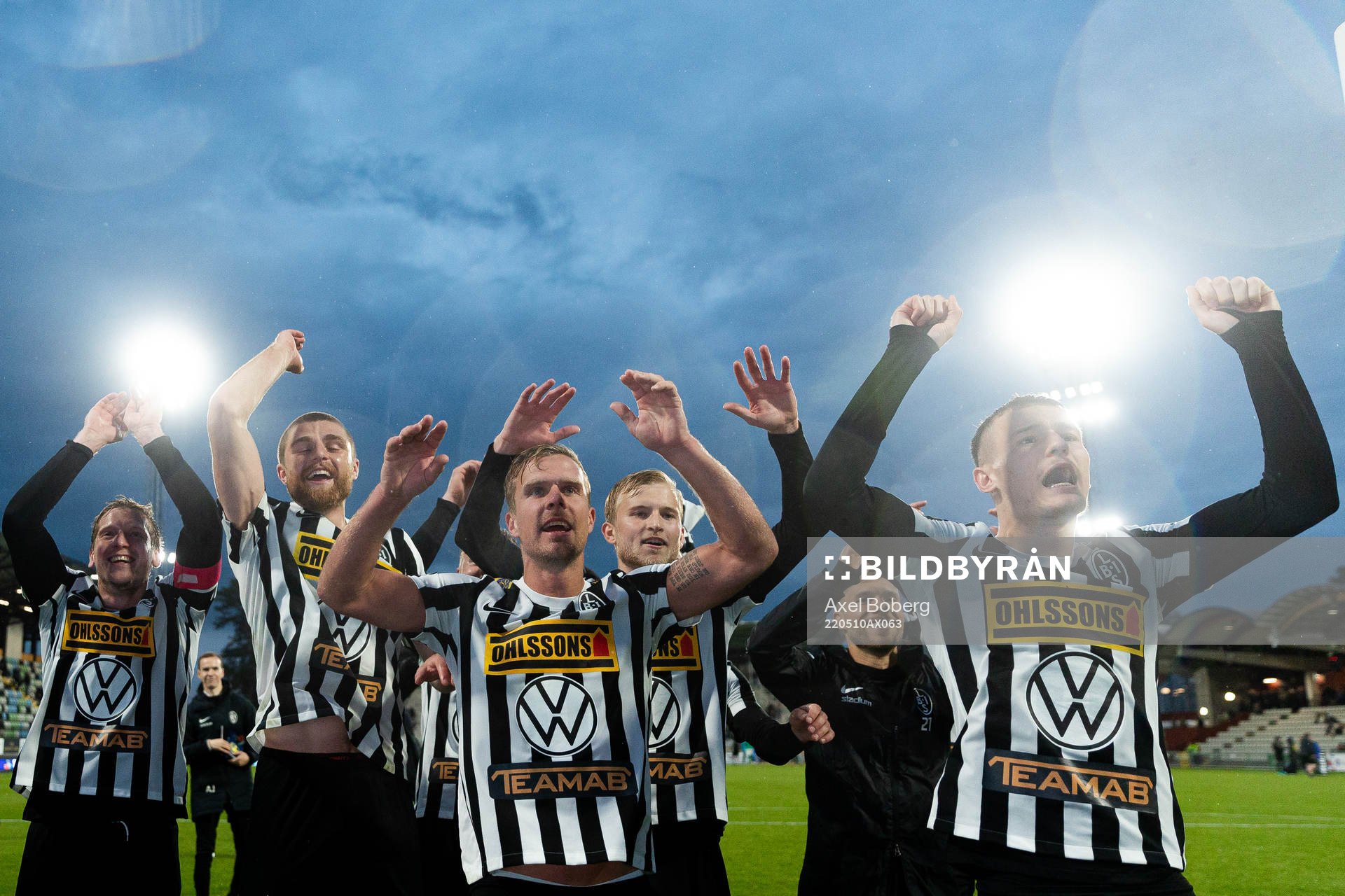 Landskronas spelare jublar