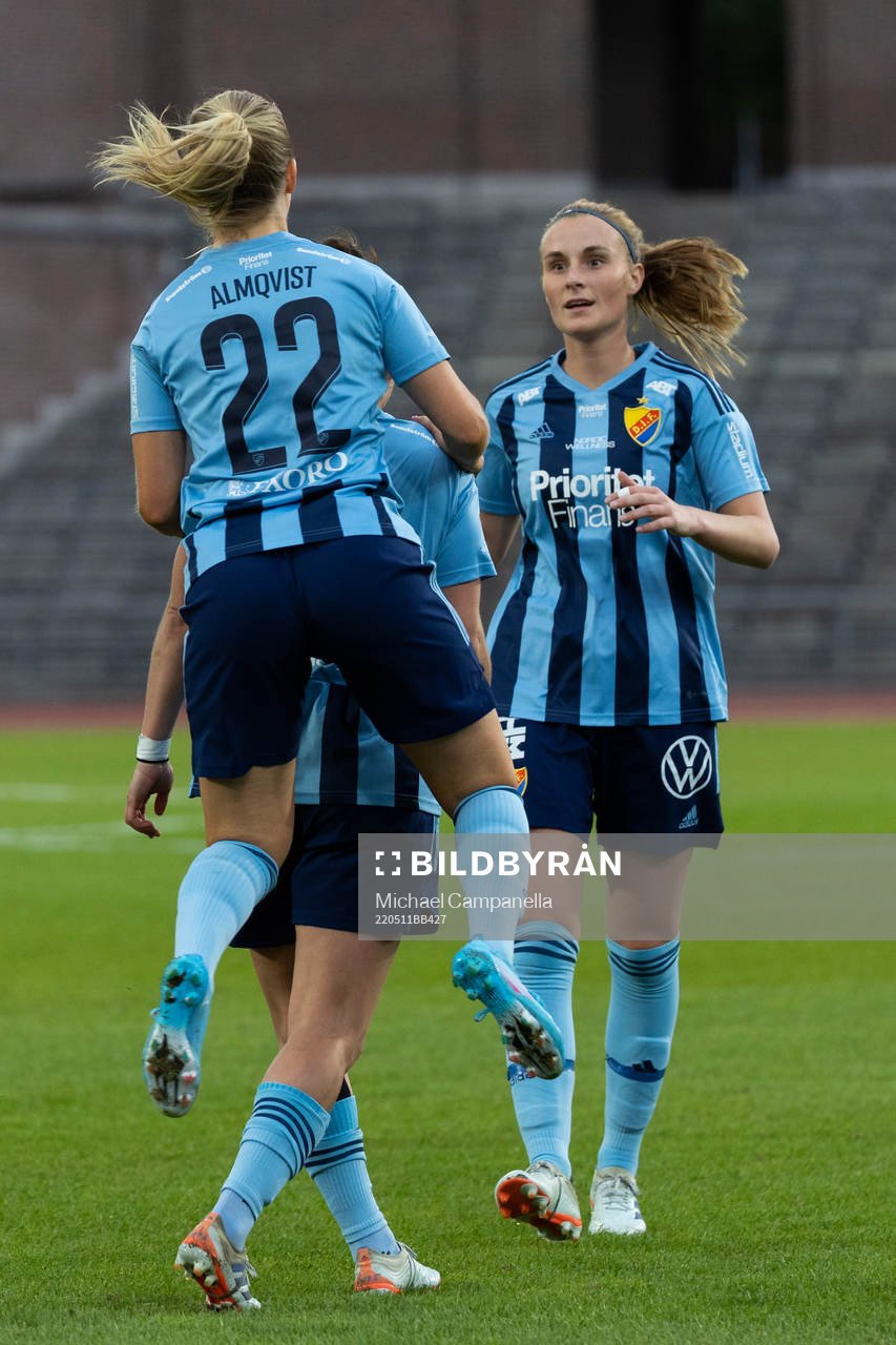 Djurgårdens Hayley Dowd jublar