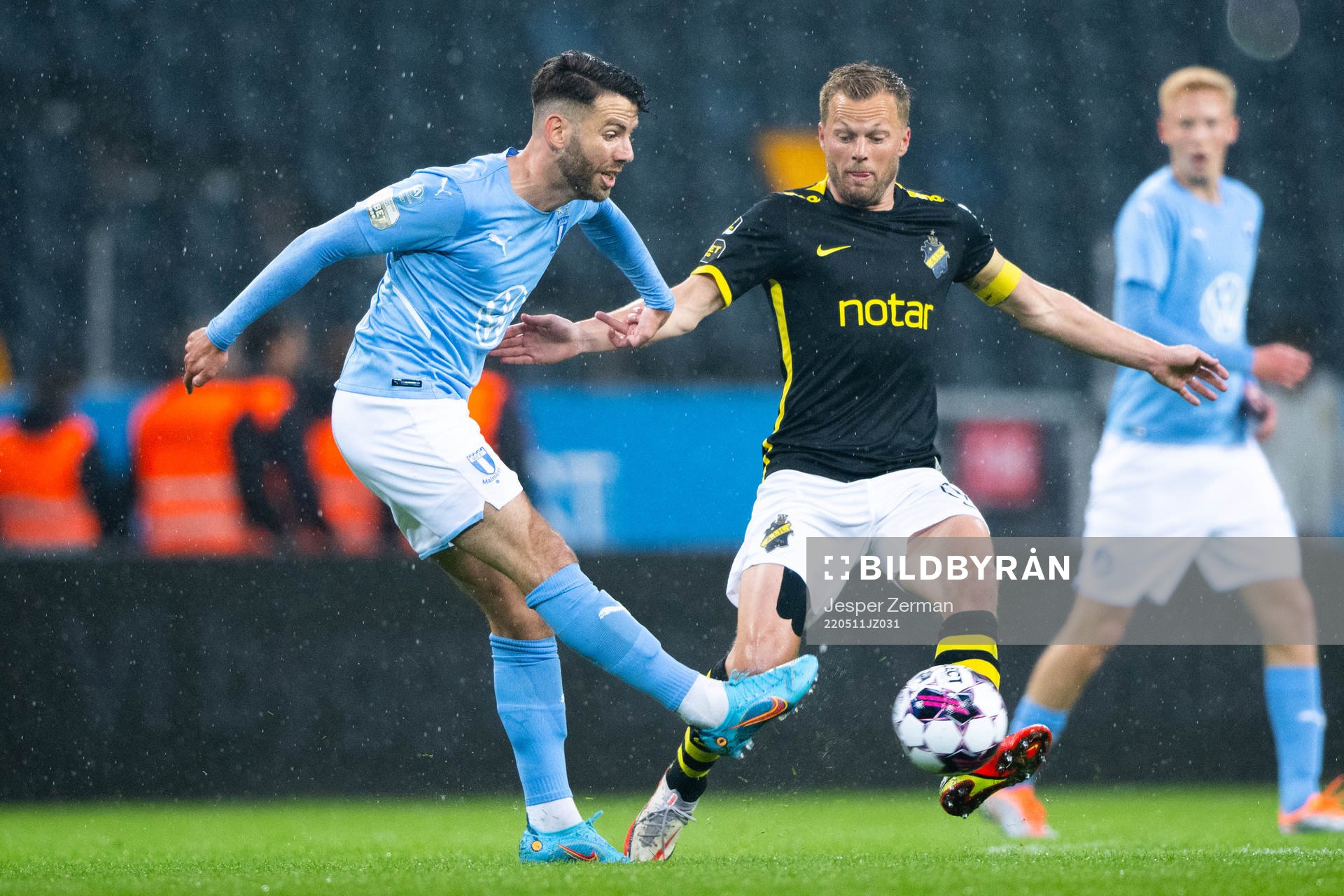 s Sebastian Larsson