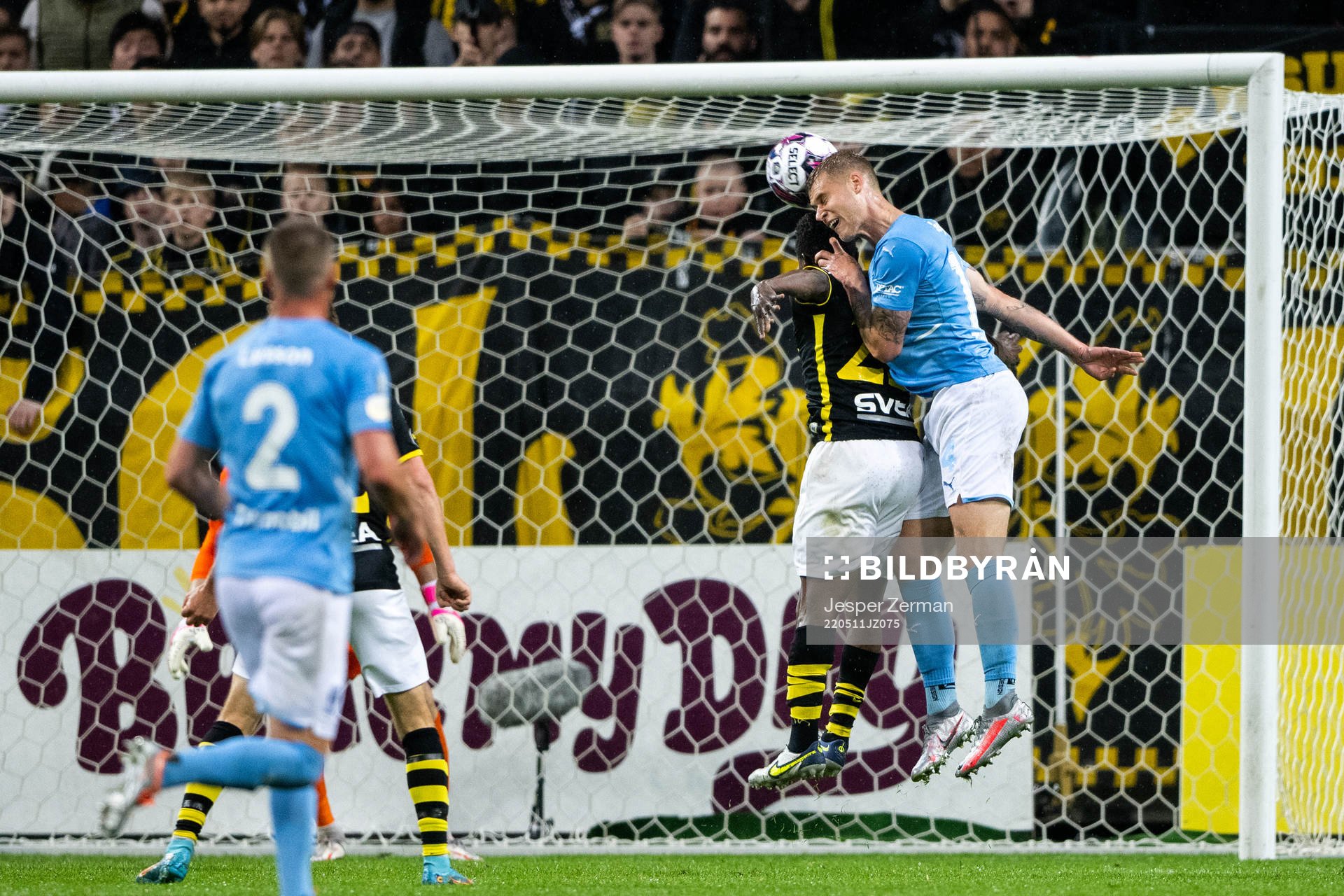 s Erick Otieno Ouma och Malmö FFs Felix Beijmo