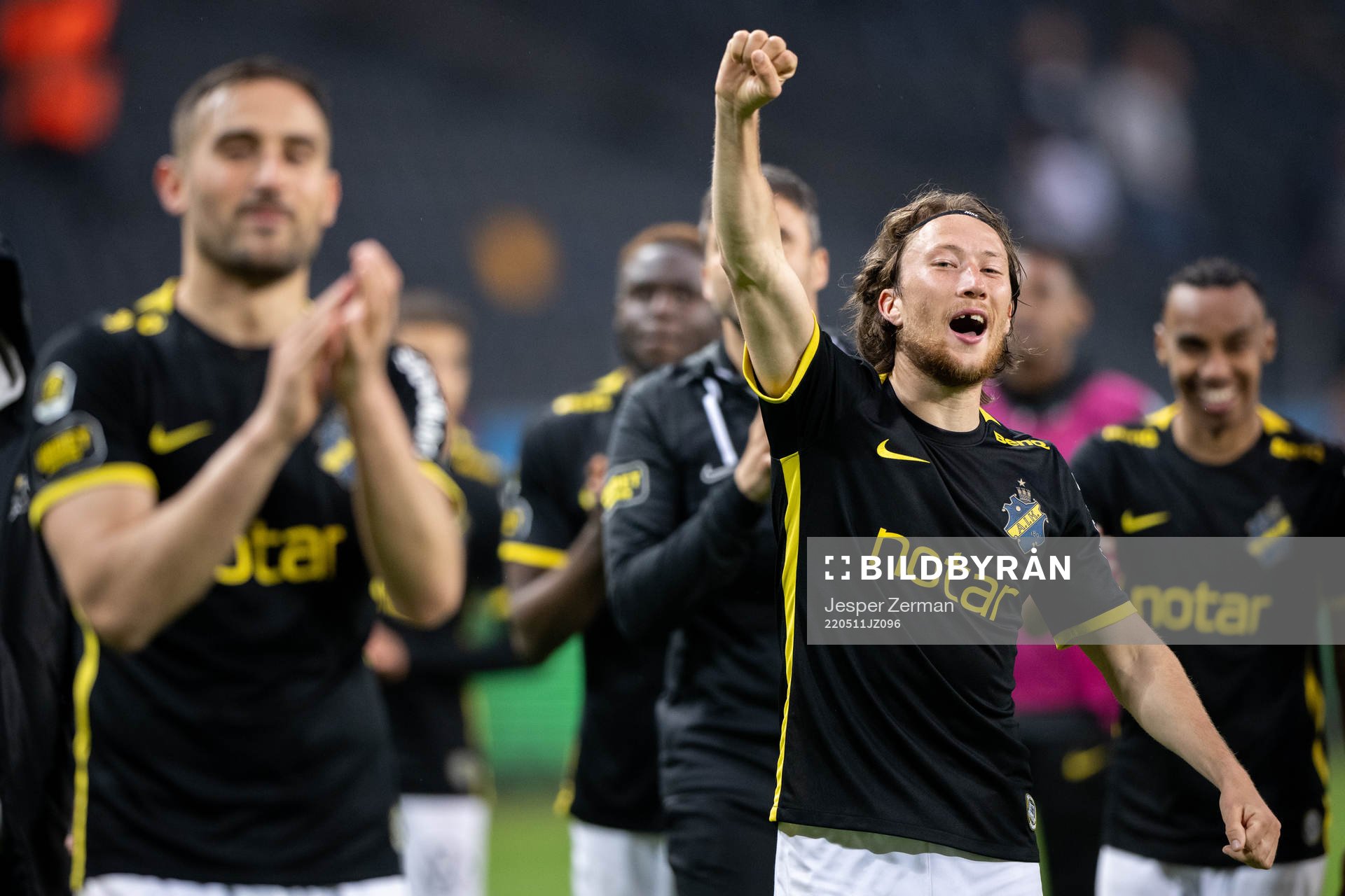 s Axel Björnström jublar