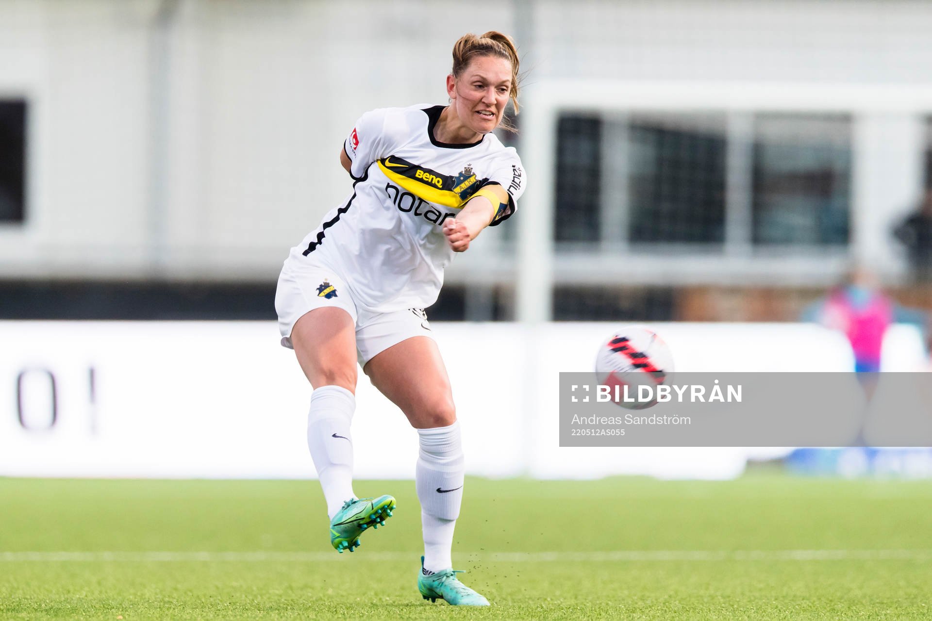 AIK:s Sara Nordin under fotbollsmatchen i Damallsvenskan mellan Eskilstuna United och AIK den 12 maj 2022 i Eskilstuna. 