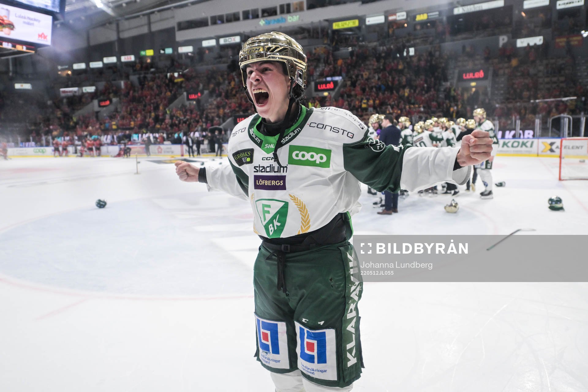 Färjestads Albert Johansson jublar