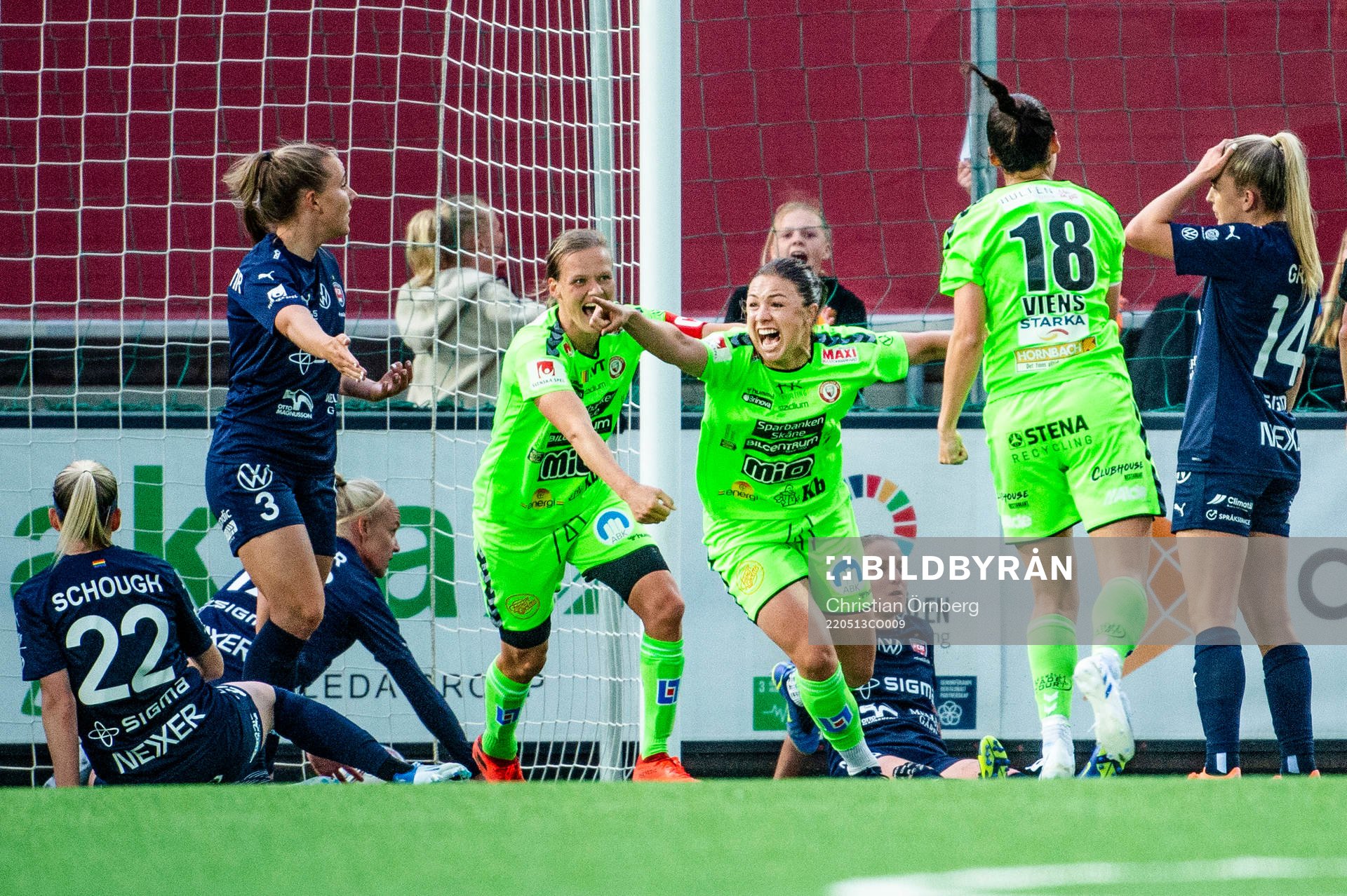 Kristianstads Delaney Baie Pridham jublar efter 1-1 under fotbollsmatchen i Damallsvenskan mellan FC Rosengård och Kristianstad den 13 maj 2022 i Malmö.