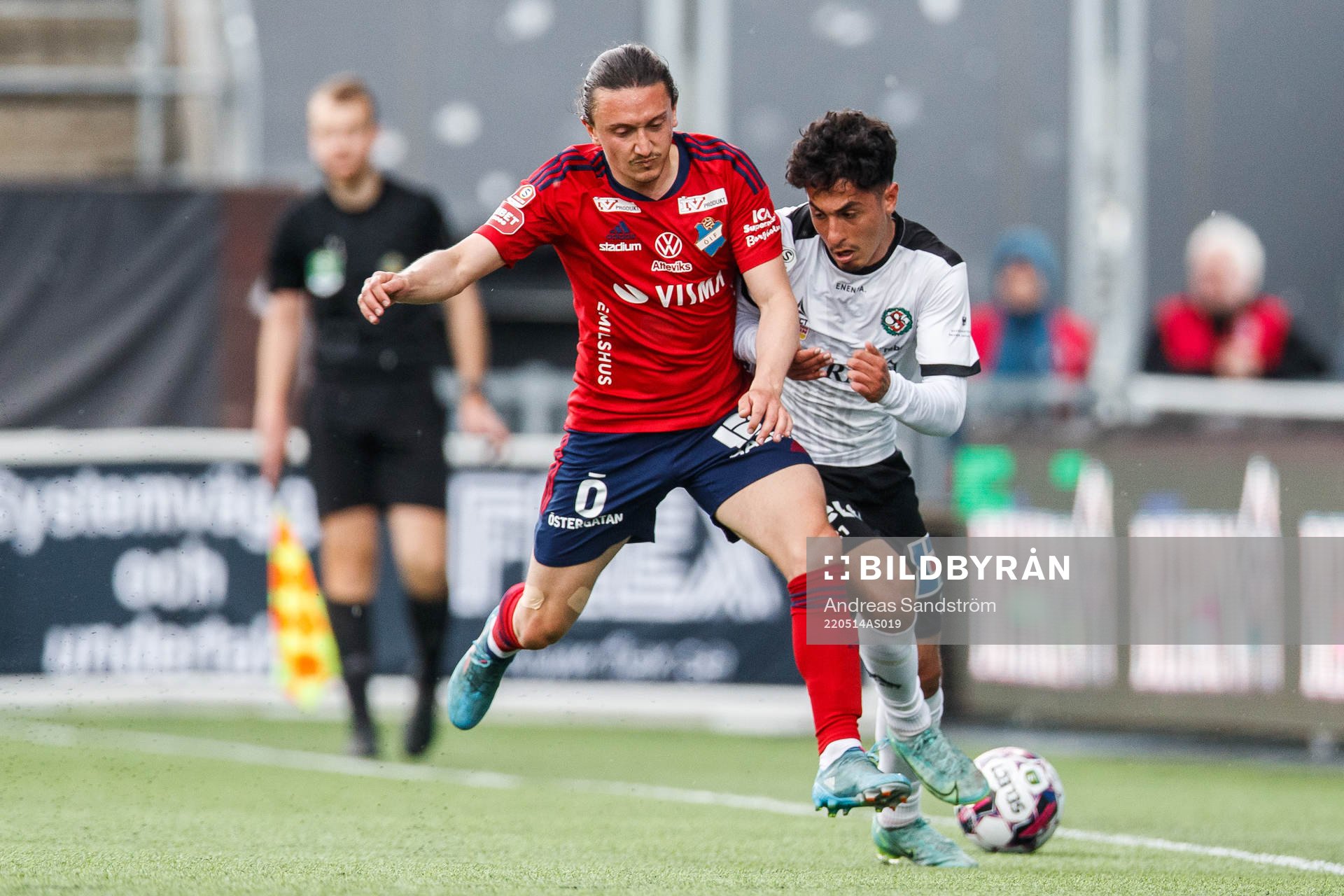Östers Mattias Pavic och Örebros Elias Barsoum