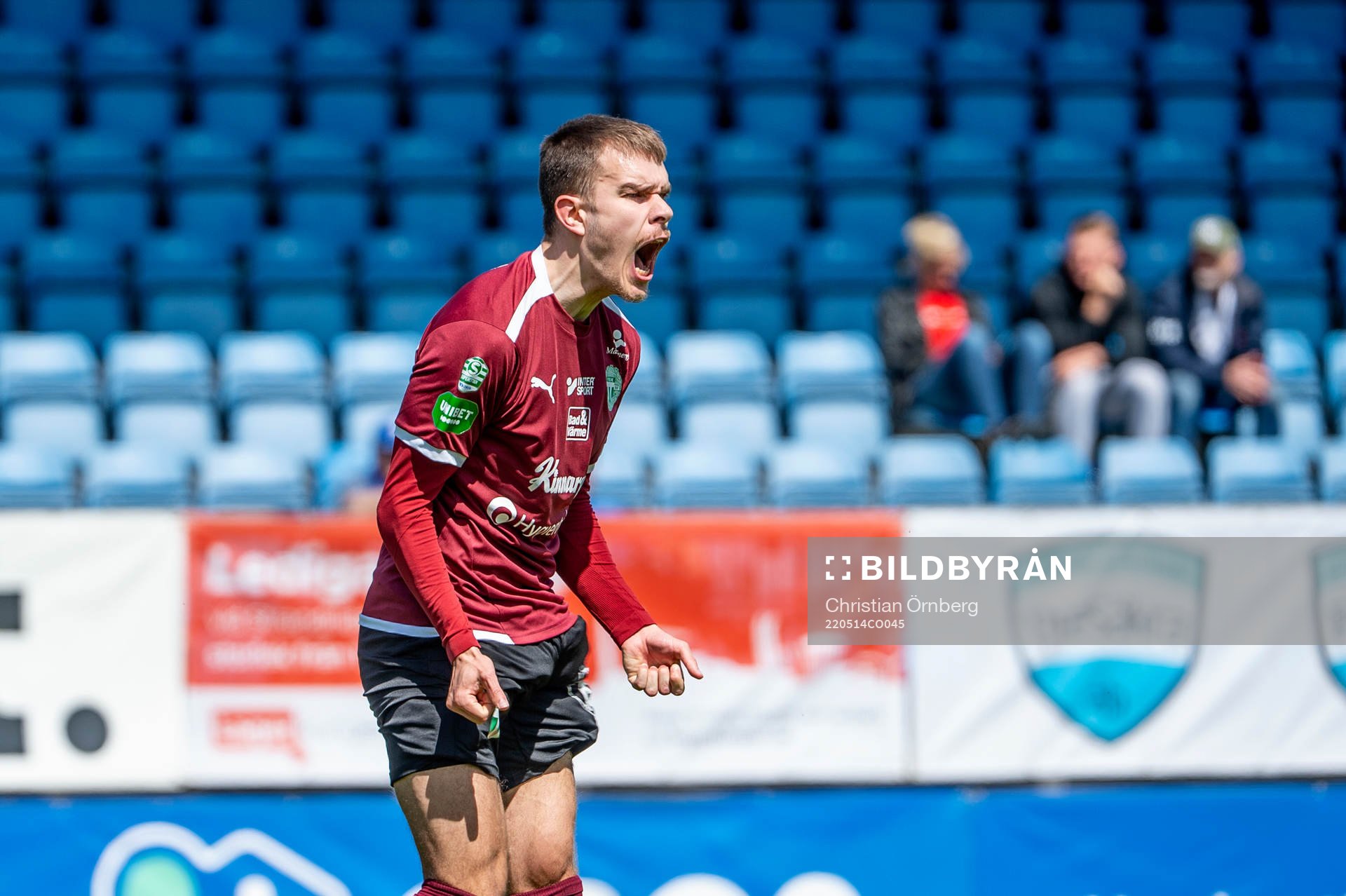 Västerås Dusan Jajic skriker av ilska