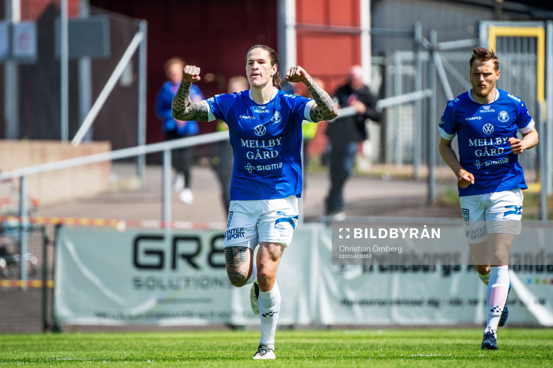 Trelleborgs Isak Jönsson jublar efter 1-0 under fotbollsmatchen i Superettan mellan Trelleborg och Västerås SK den 14 maj 2022 i Trelleborg.