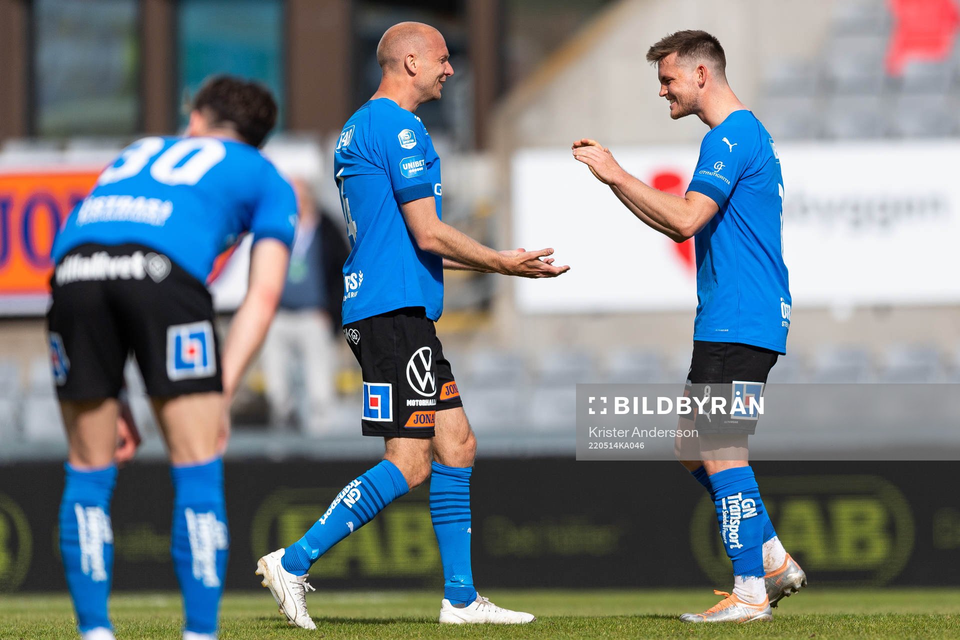 Halmstads Andreas Johansson och Jonathan Svedberg jublar
