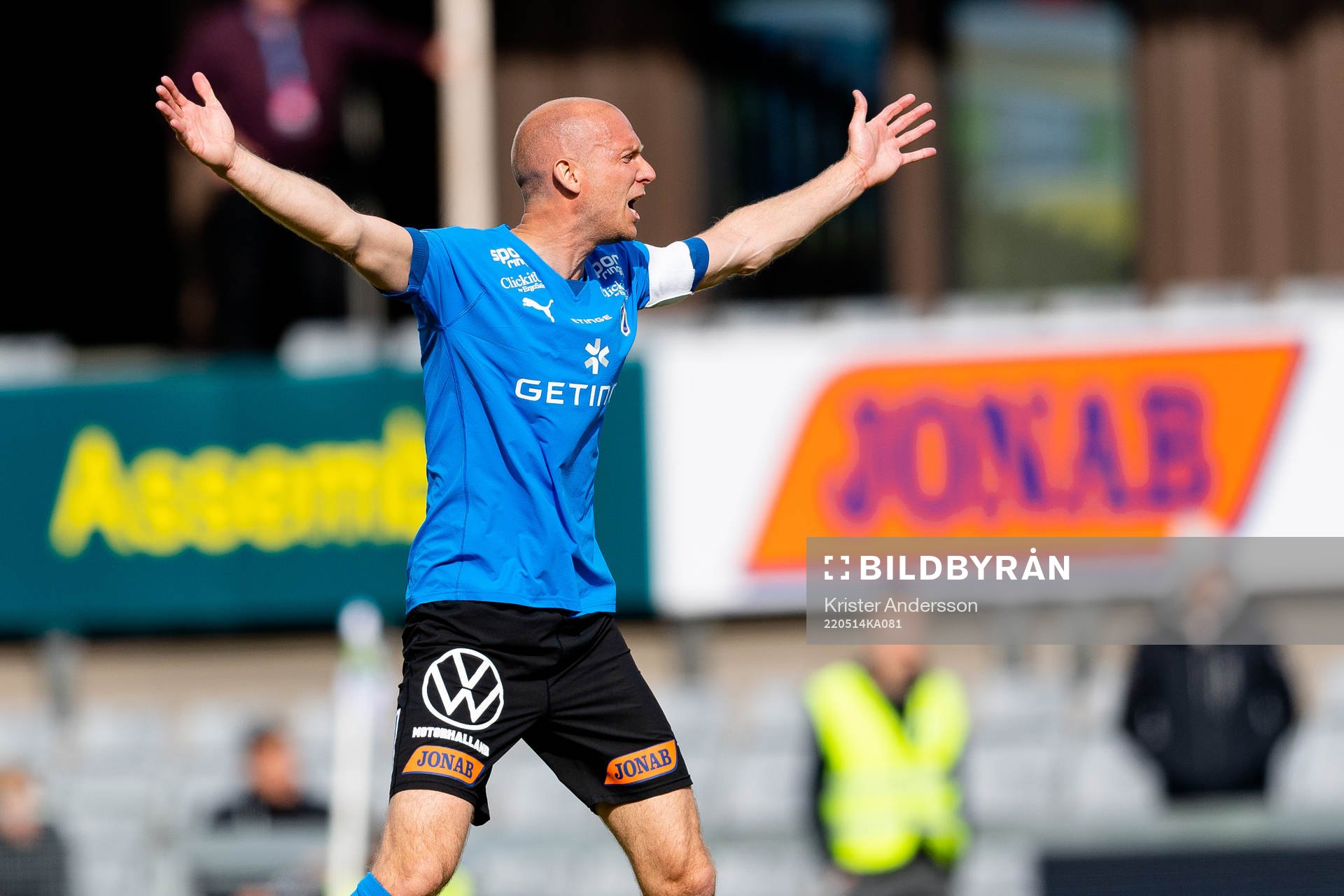 Halmstads Andreas Johansson reagerar