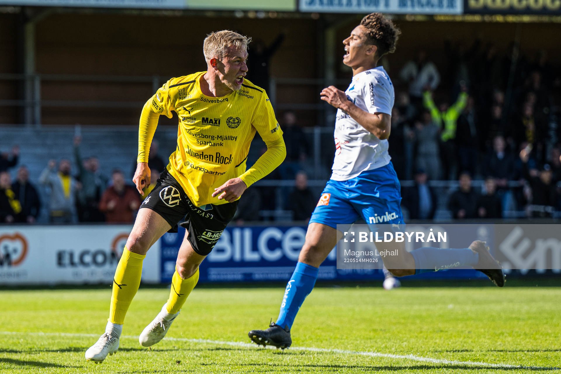 Mjällbys Herman Johansson jublar