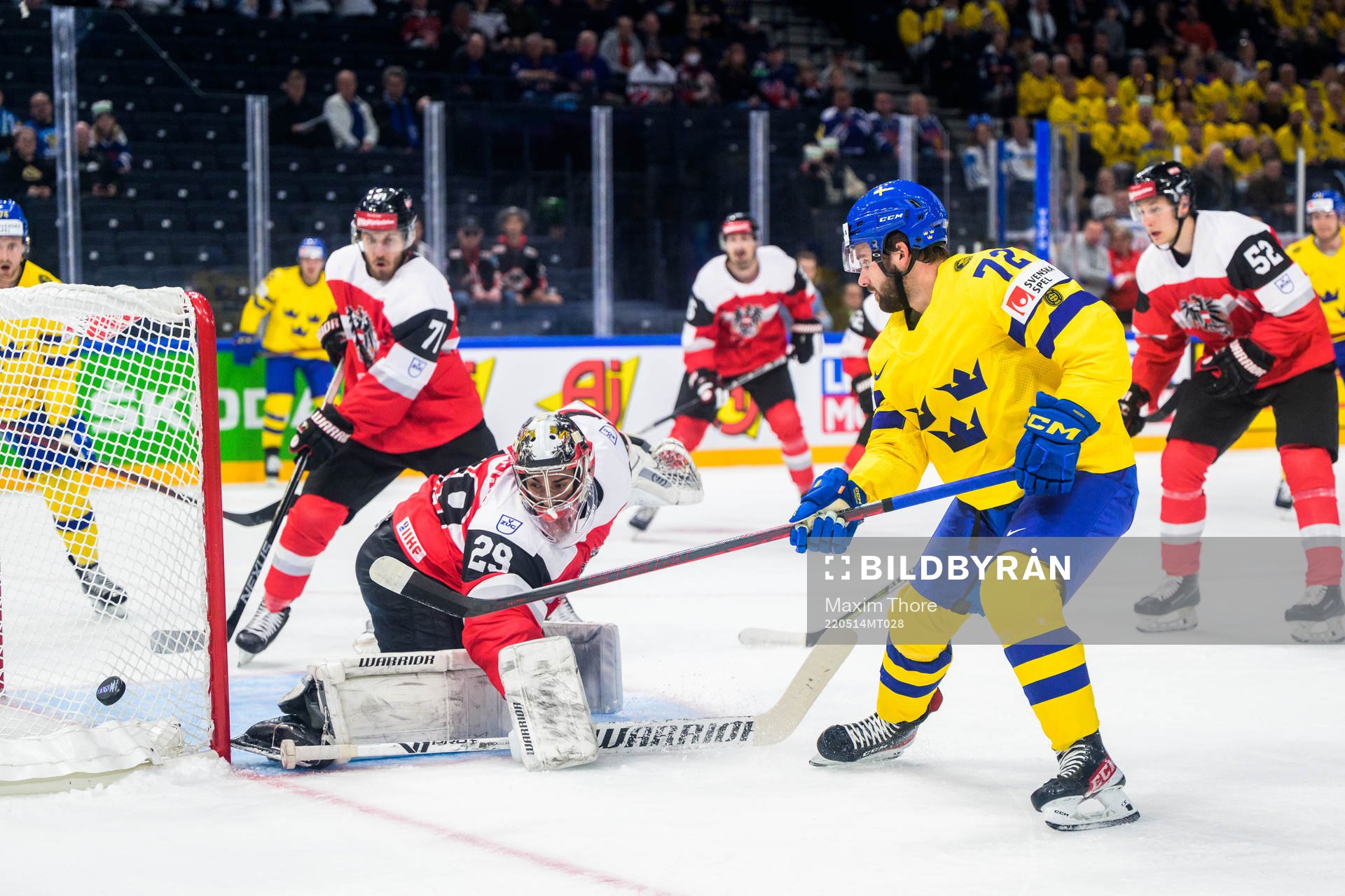 Bernhard Starkbaum of Austria and Emil Bemström of Sweden