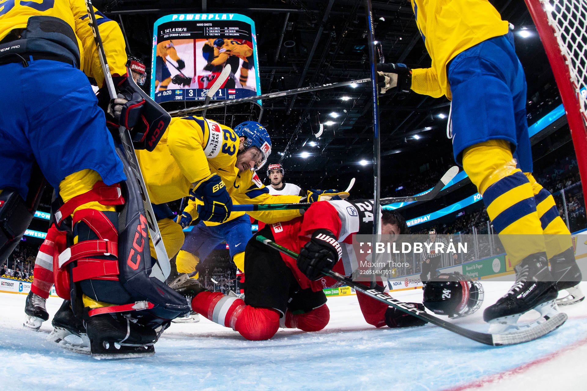 Oliver Ekman Larsson of Sweden and Marco Kasper of Austria