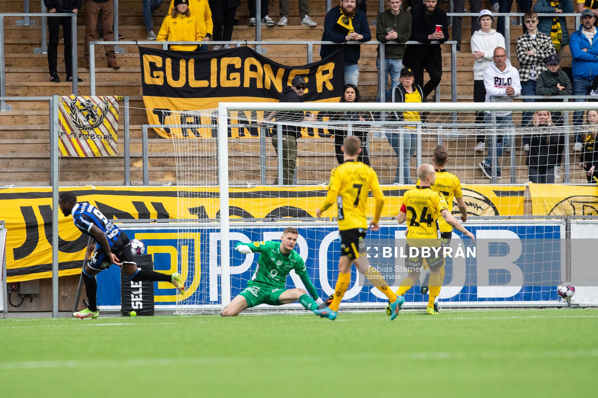 Sirius Christian Kouakou gör 1-0 som sedan döms bort