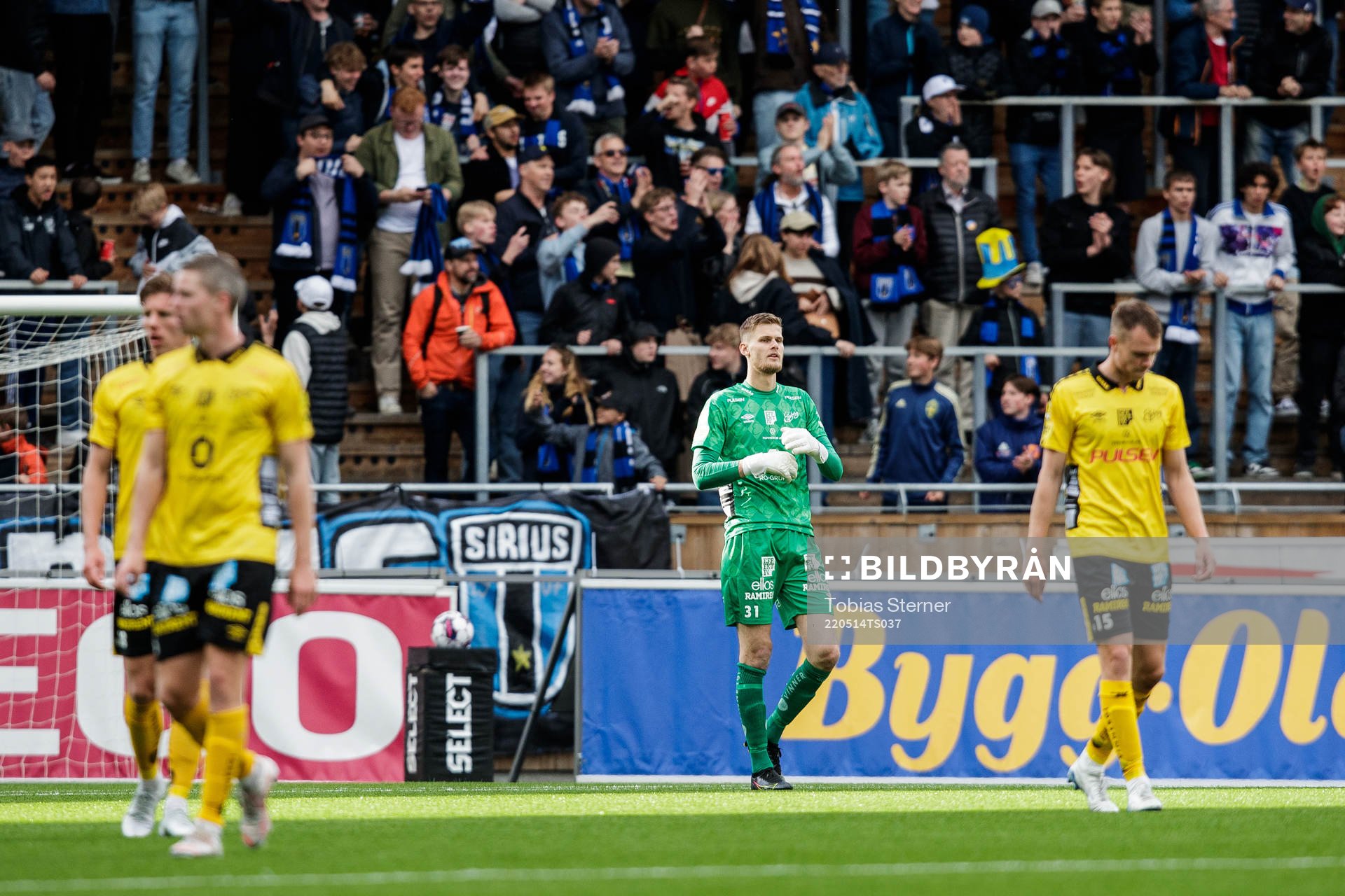 Elfsborgs målvakt Tim Rönning deppar